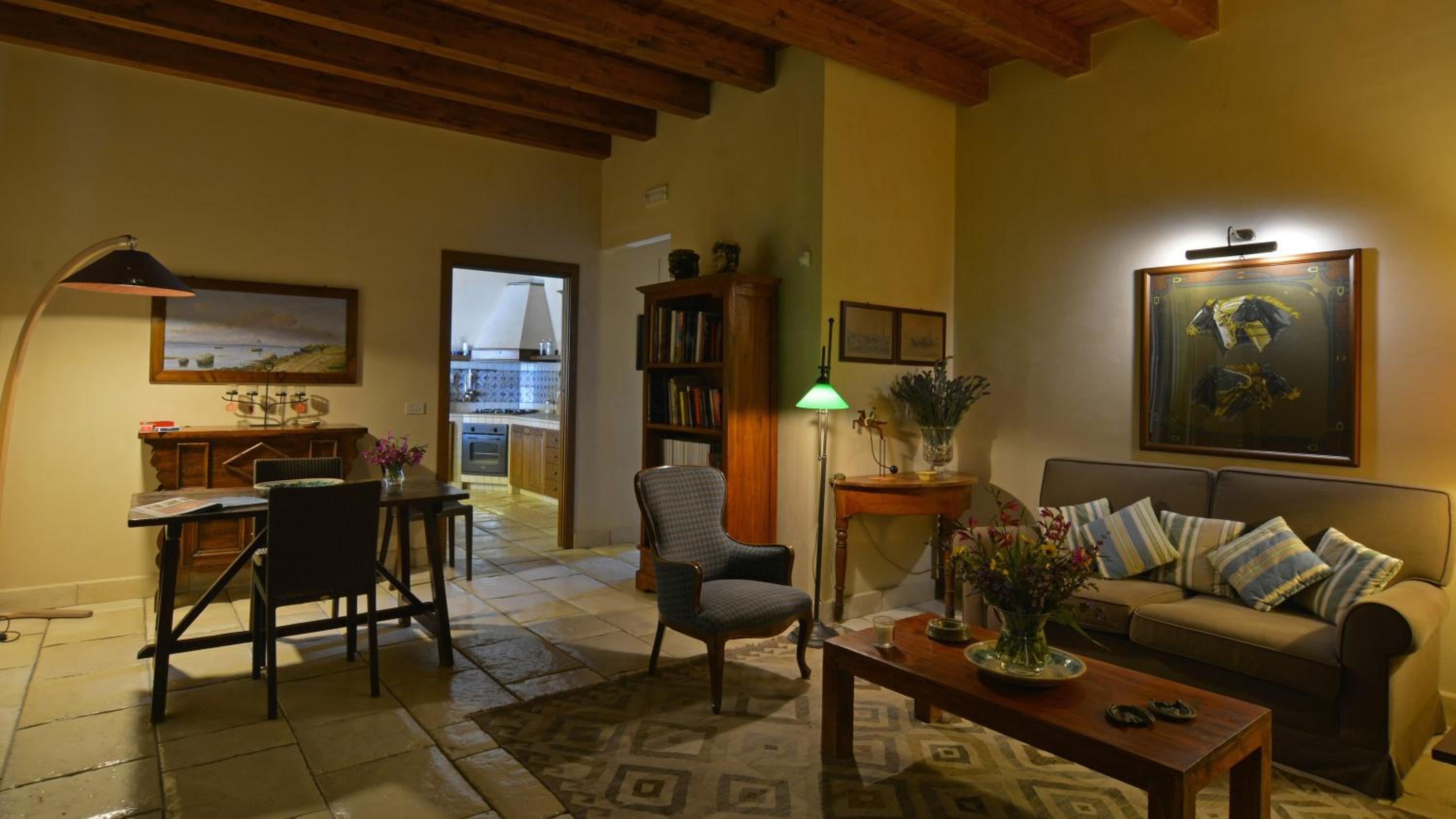 Villa photo 1