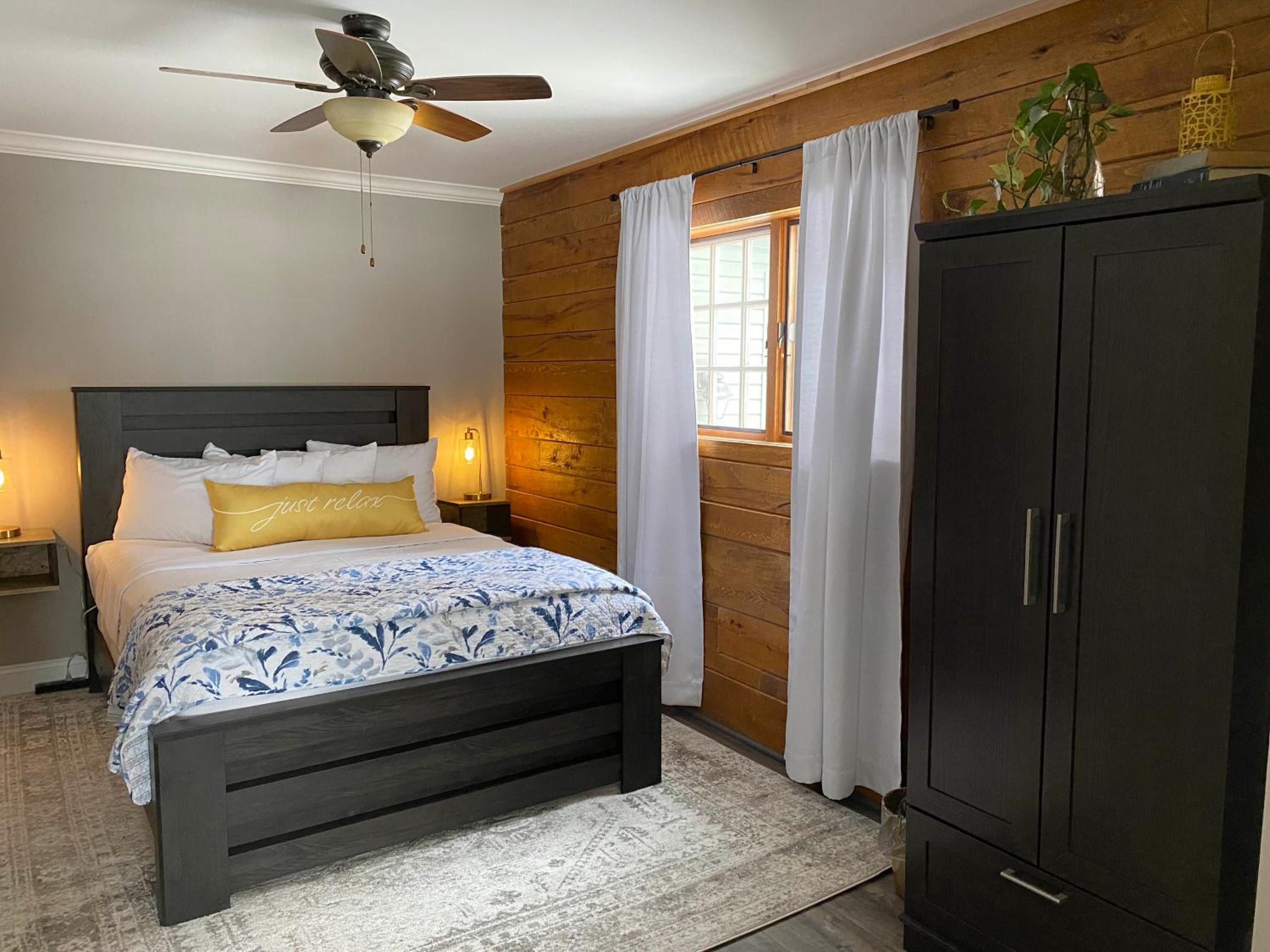 Suite with Lake View photo 2