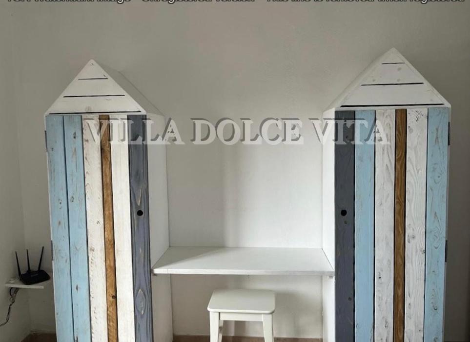 Two-Bedroom House photo 3