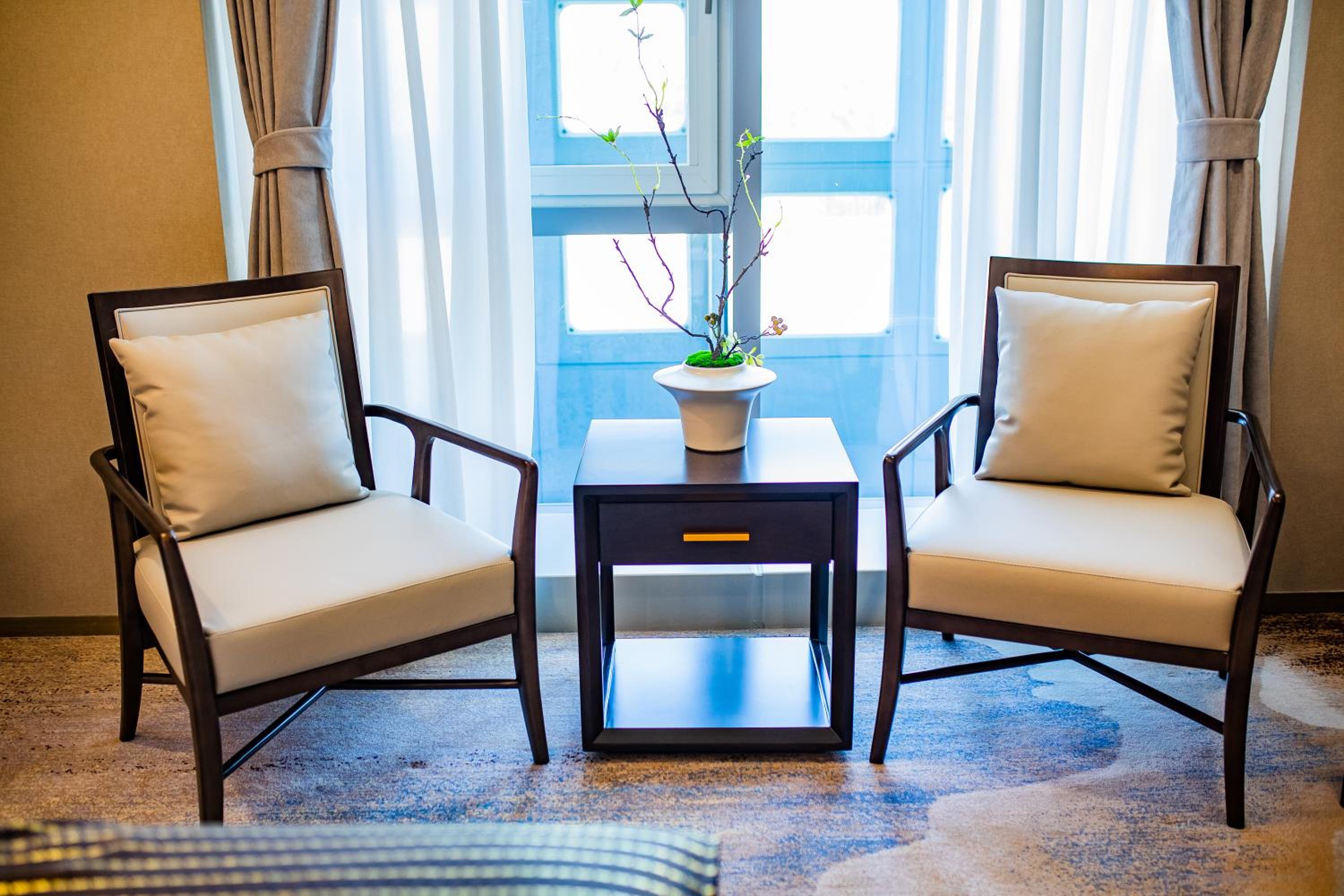 Premium Twin Room with Free Parking - Photo 4