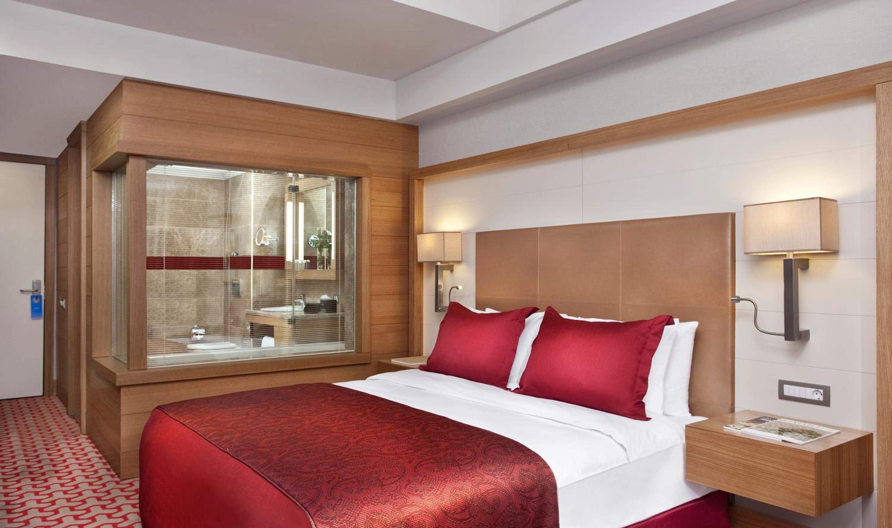 Superior King Room With Garden View
