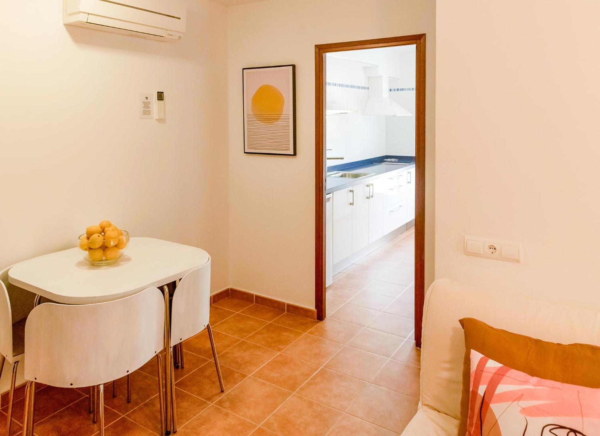 One-Bedroom Apartment photo 2