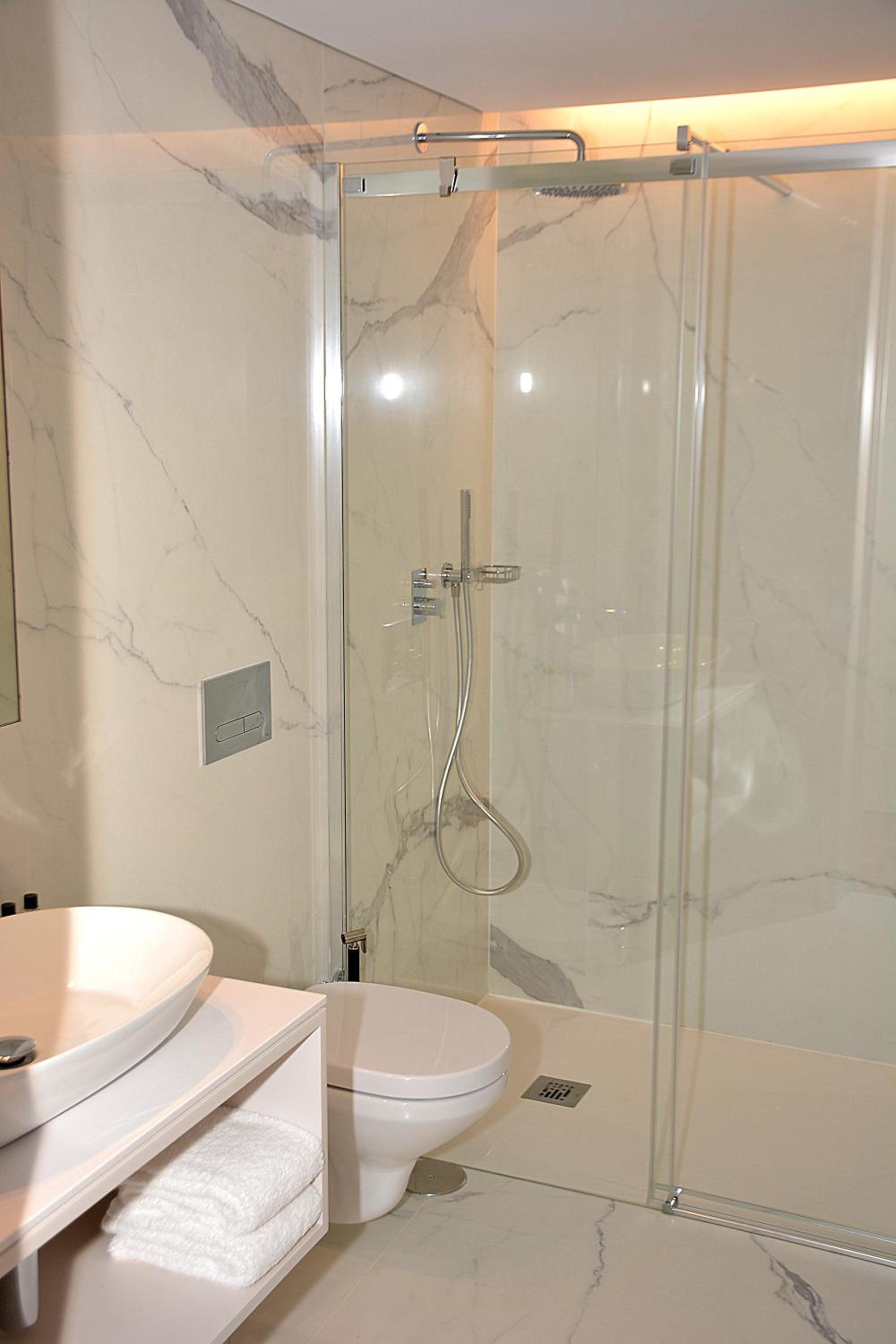 Superior Queen Room - Photo 7