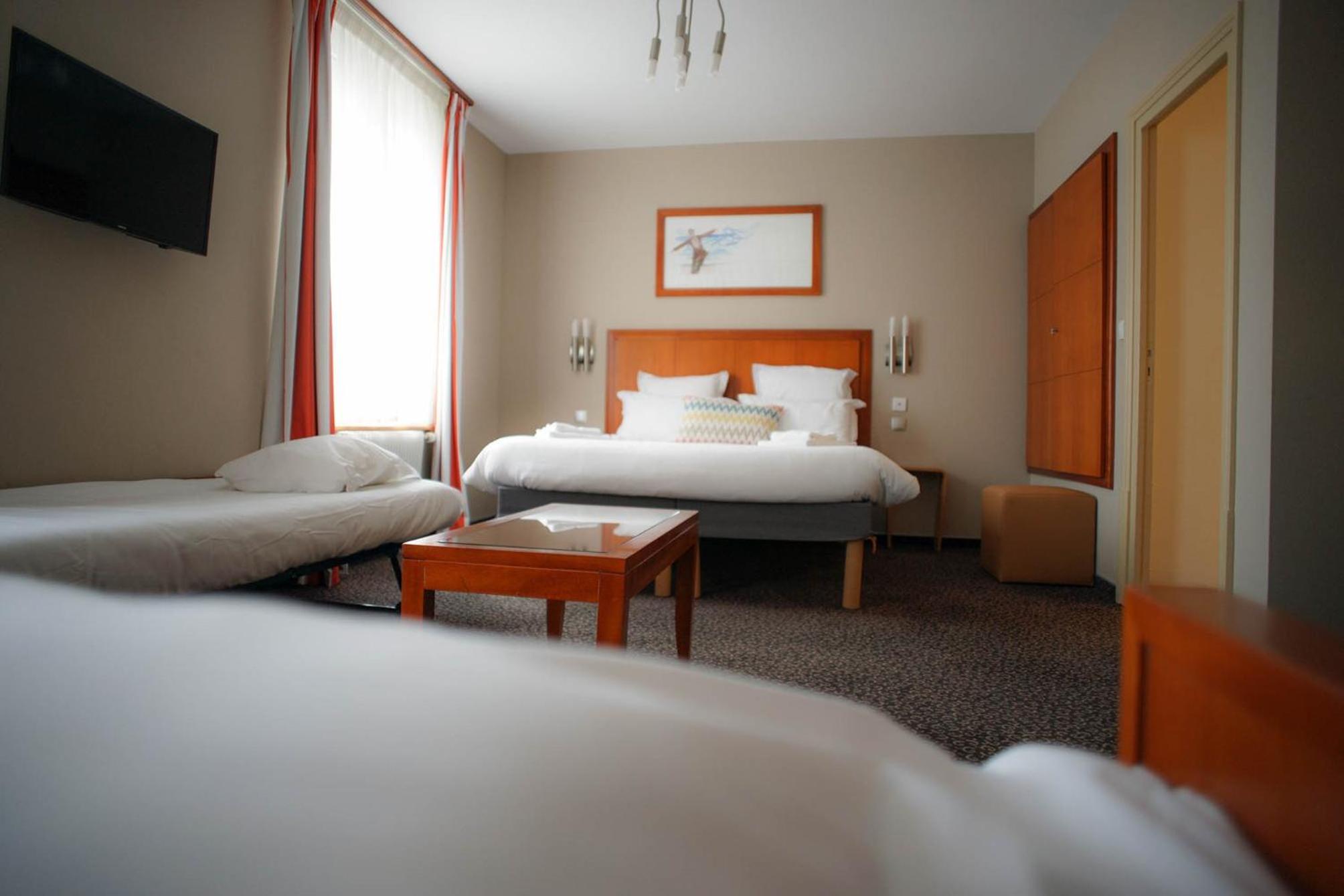 Triple Room - Non-Smoking - Photo 5