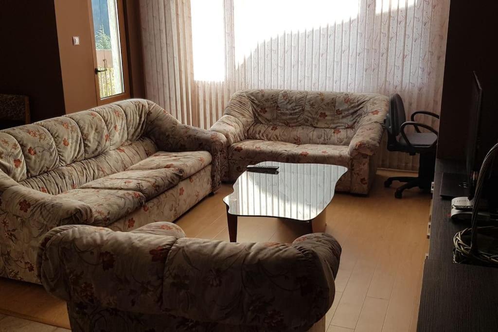 One-Bedroom Apartment - Photo 7