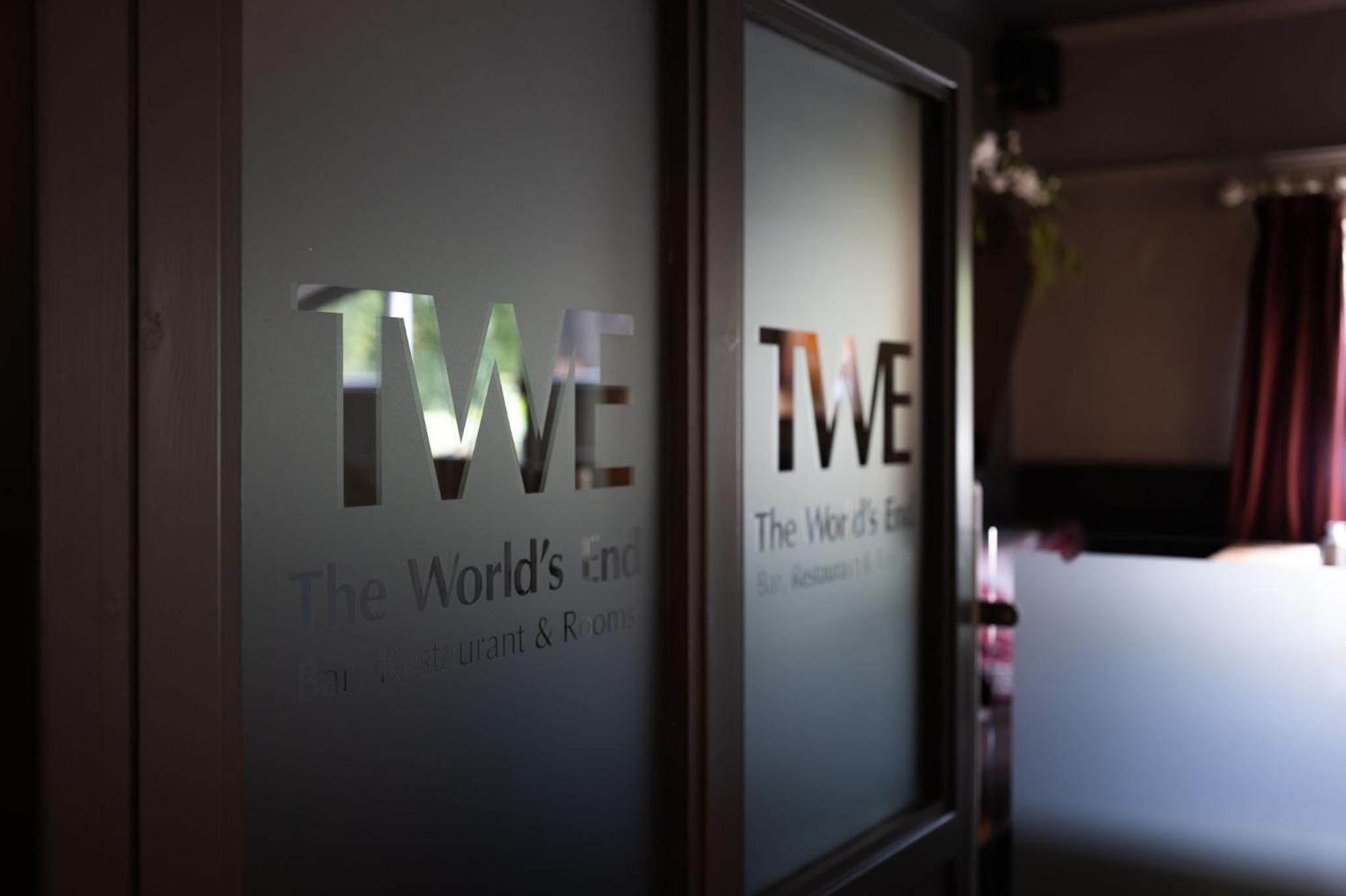 Twin Room - Photo 2