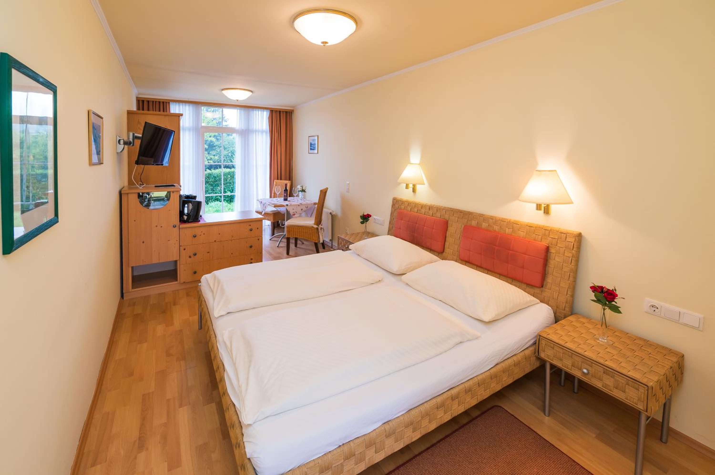 Double Room - Berner Haus photo 1