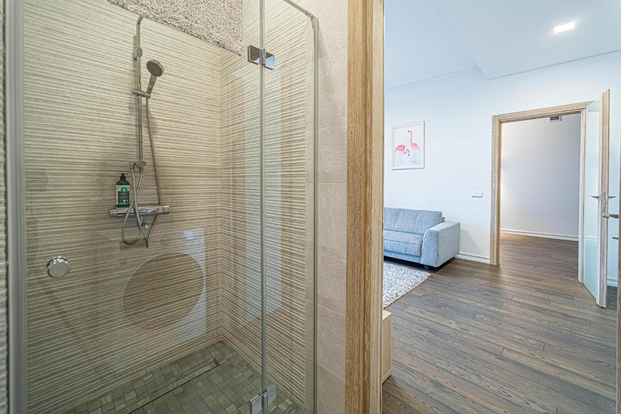 One-Bedroom Apartment - Photo 10