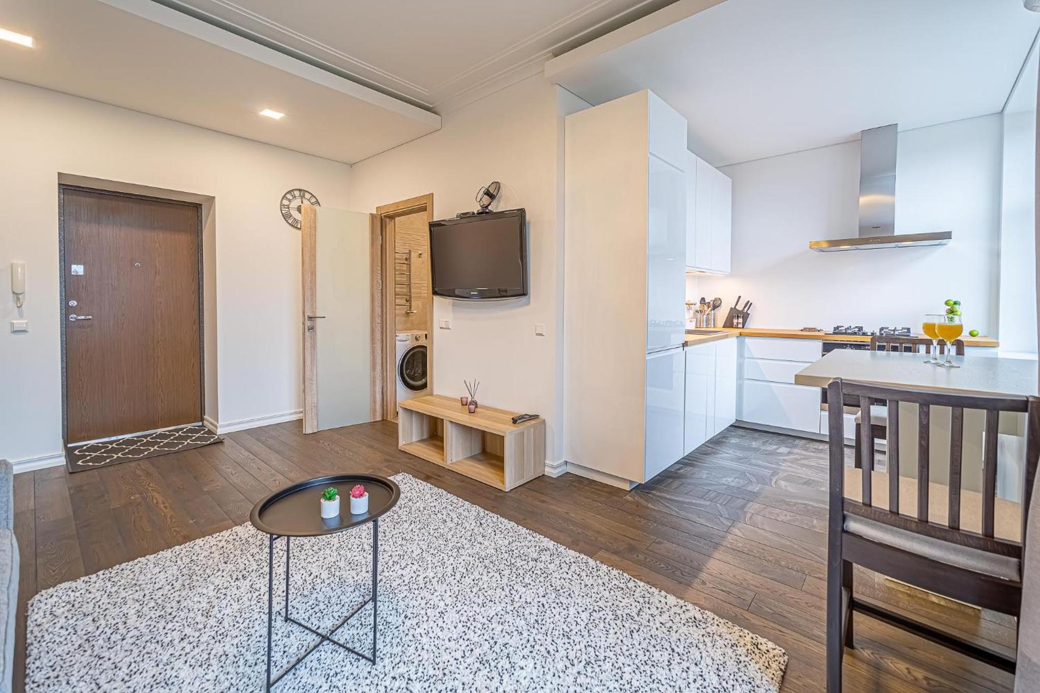 One-Bedroom Apartment - Photo 14