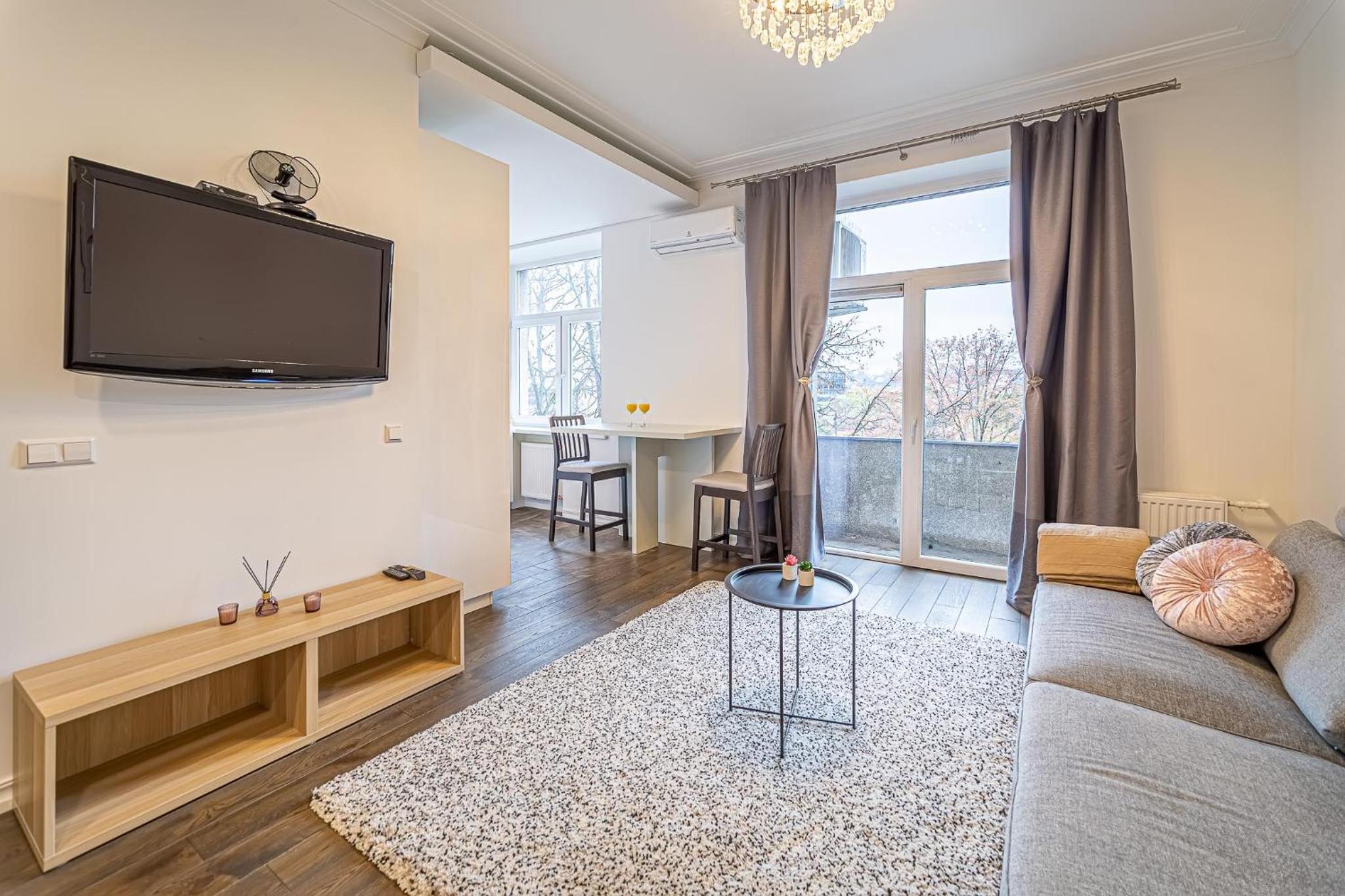 One-Bedroom Apartment - Photo 16