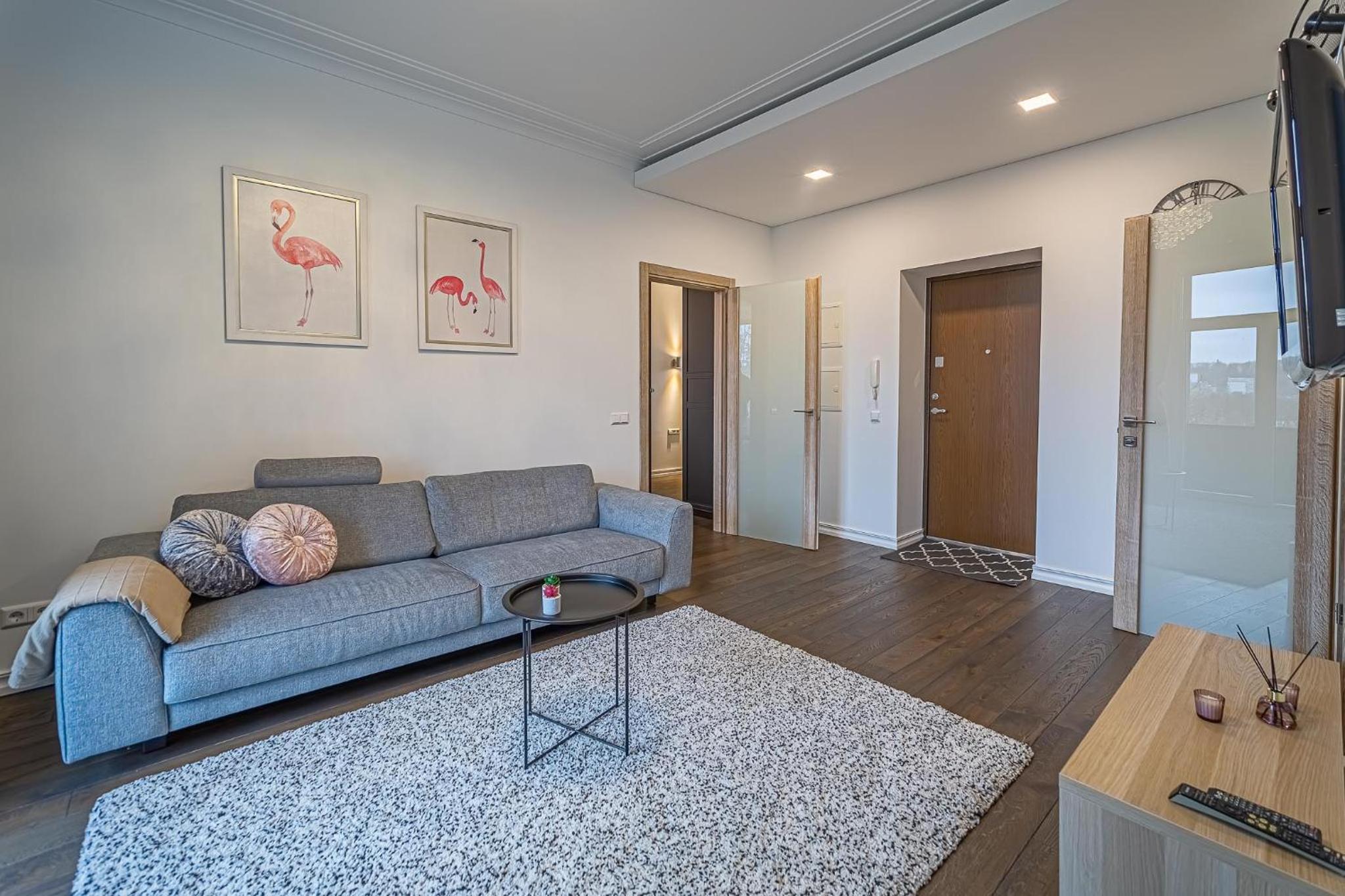 One-Bedroom Apartment - Photo 17