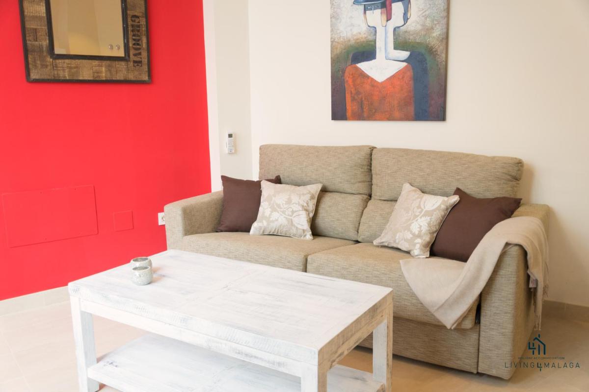 One-Bedroom Apartment - Red