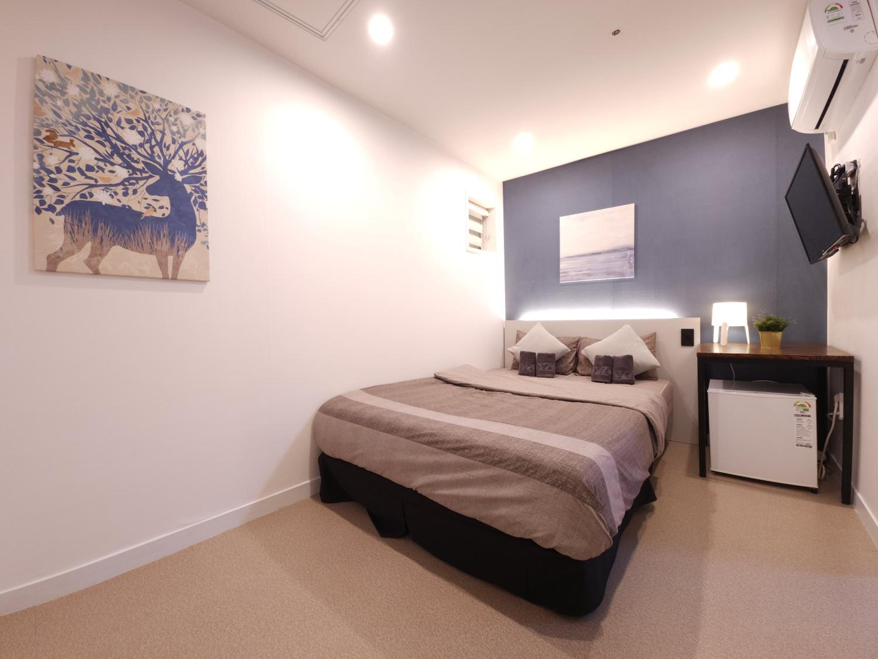 Double Room - Photo 7