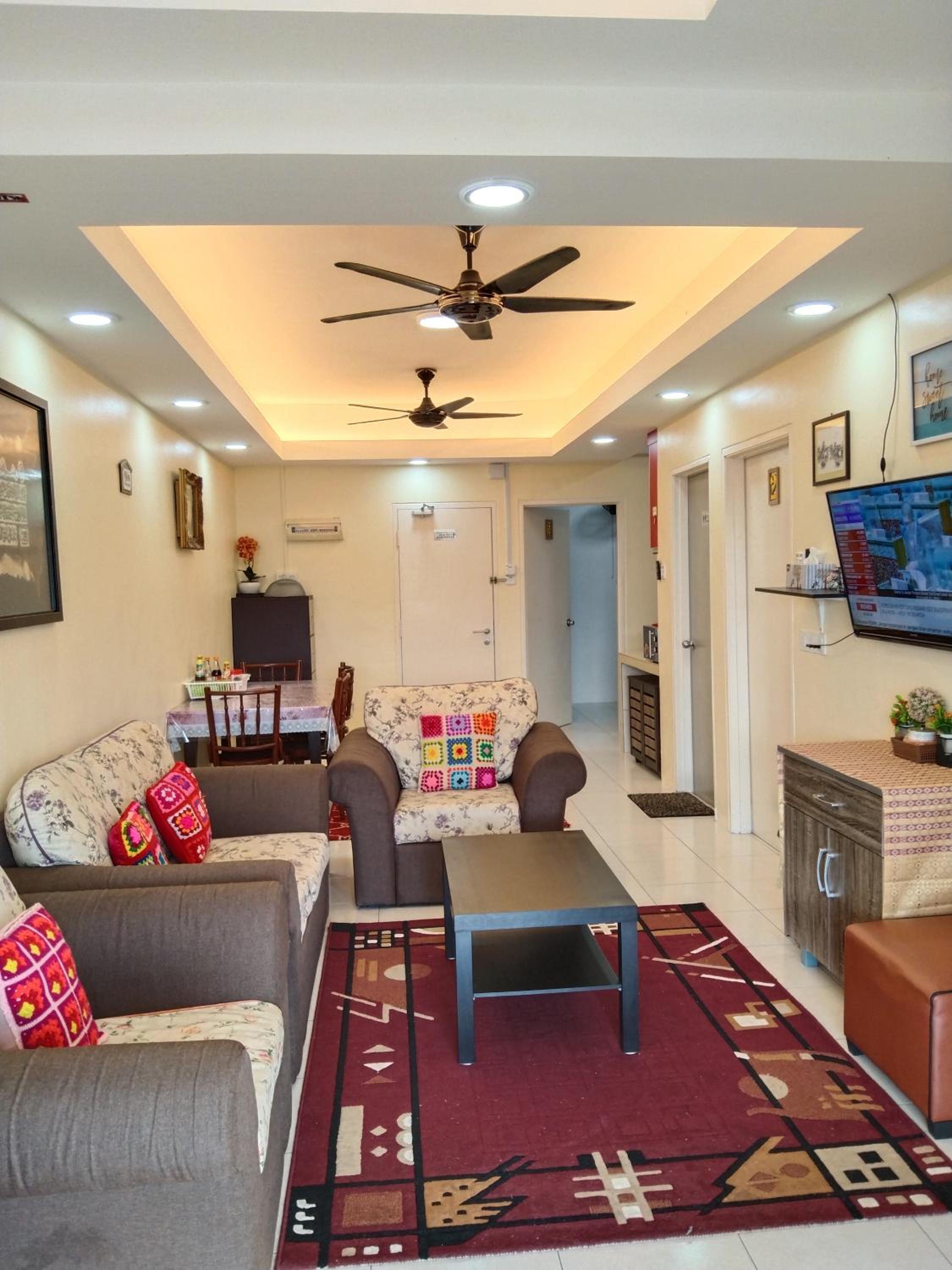 Three-Bedroom Apartment photo 1