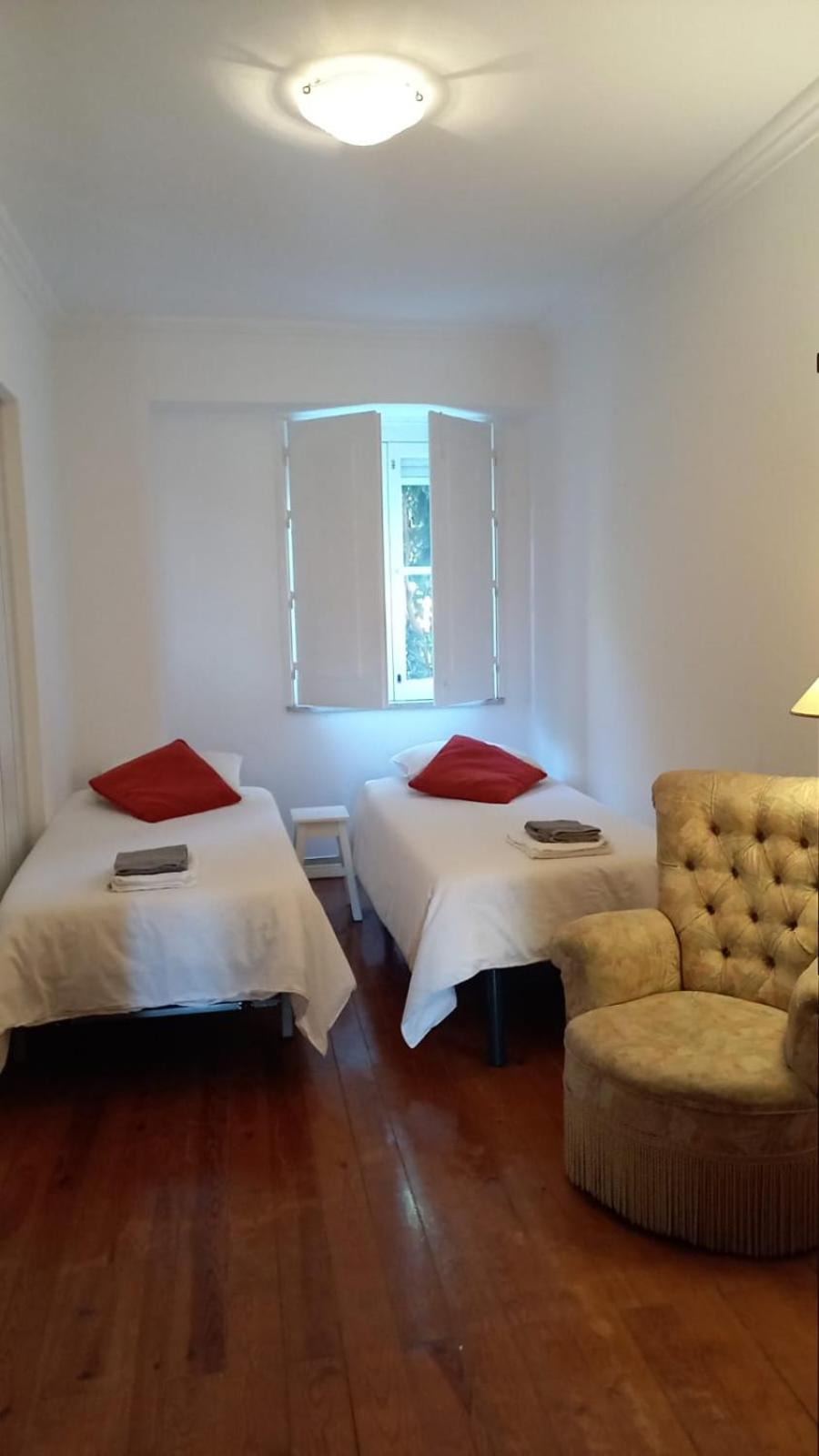 Two-Bedroom Apartment - Photo 22
