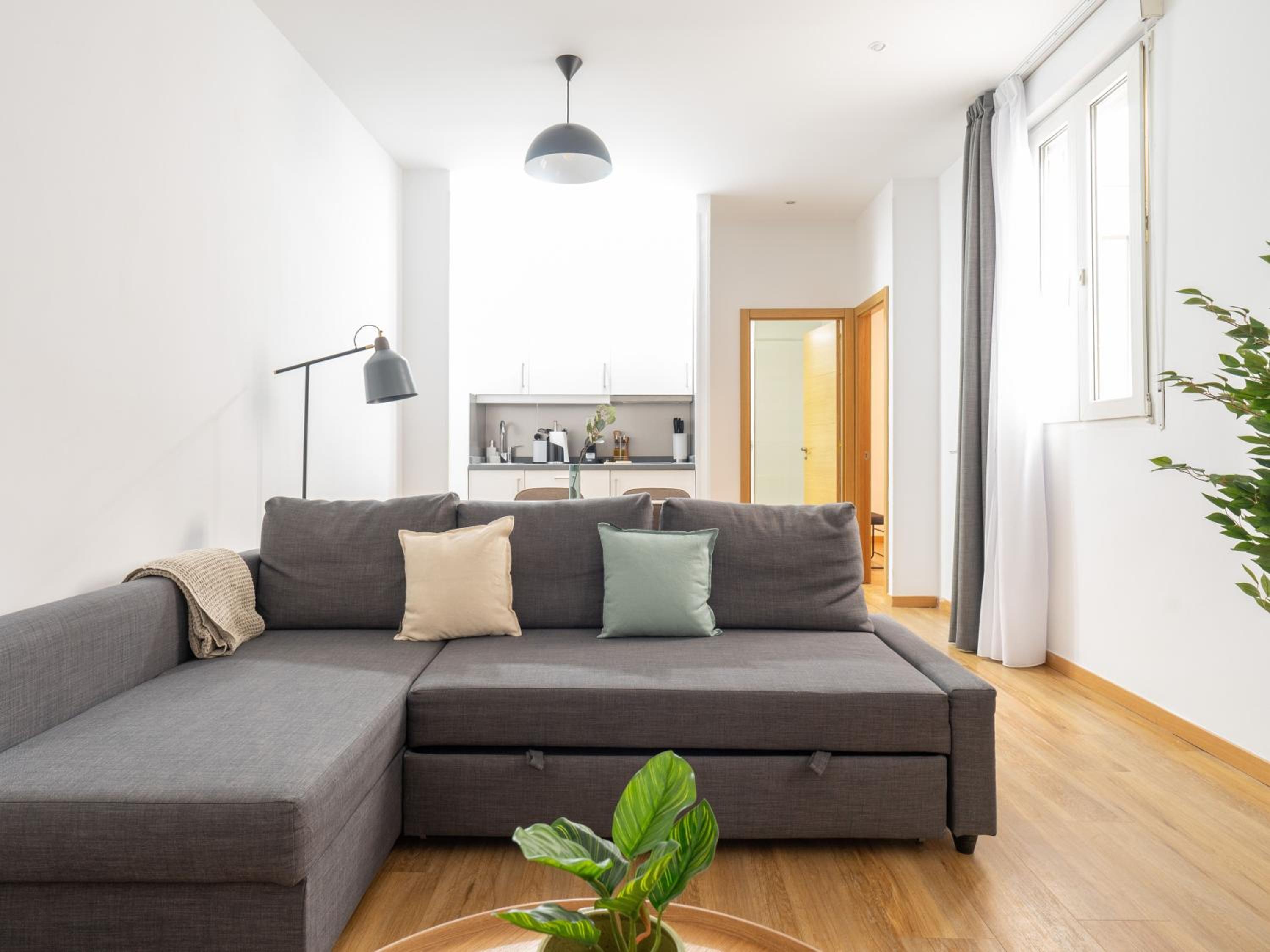 One-Bedroom Apartment - Photo 11