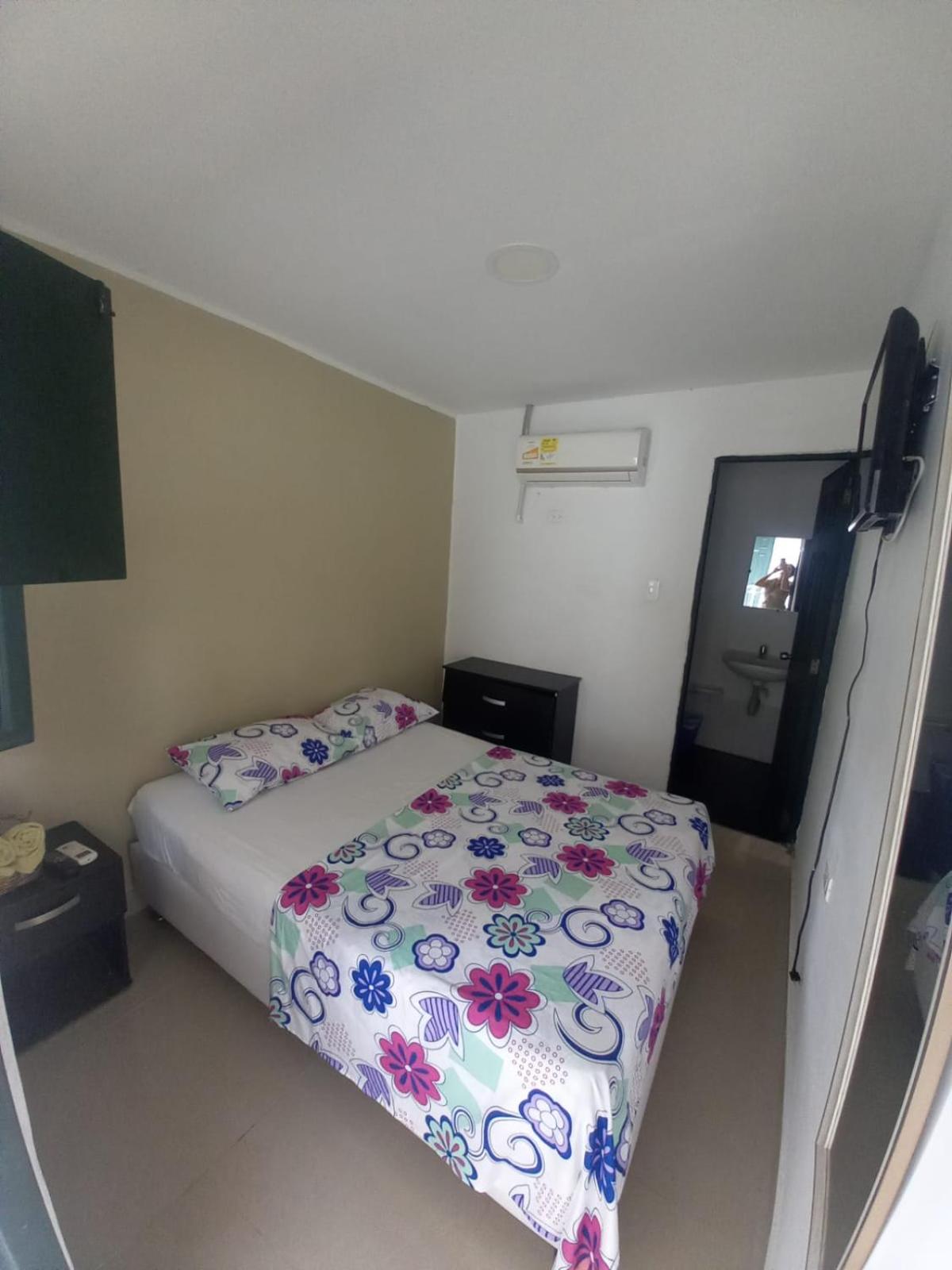 Double Room with Private Bathroom photo 1