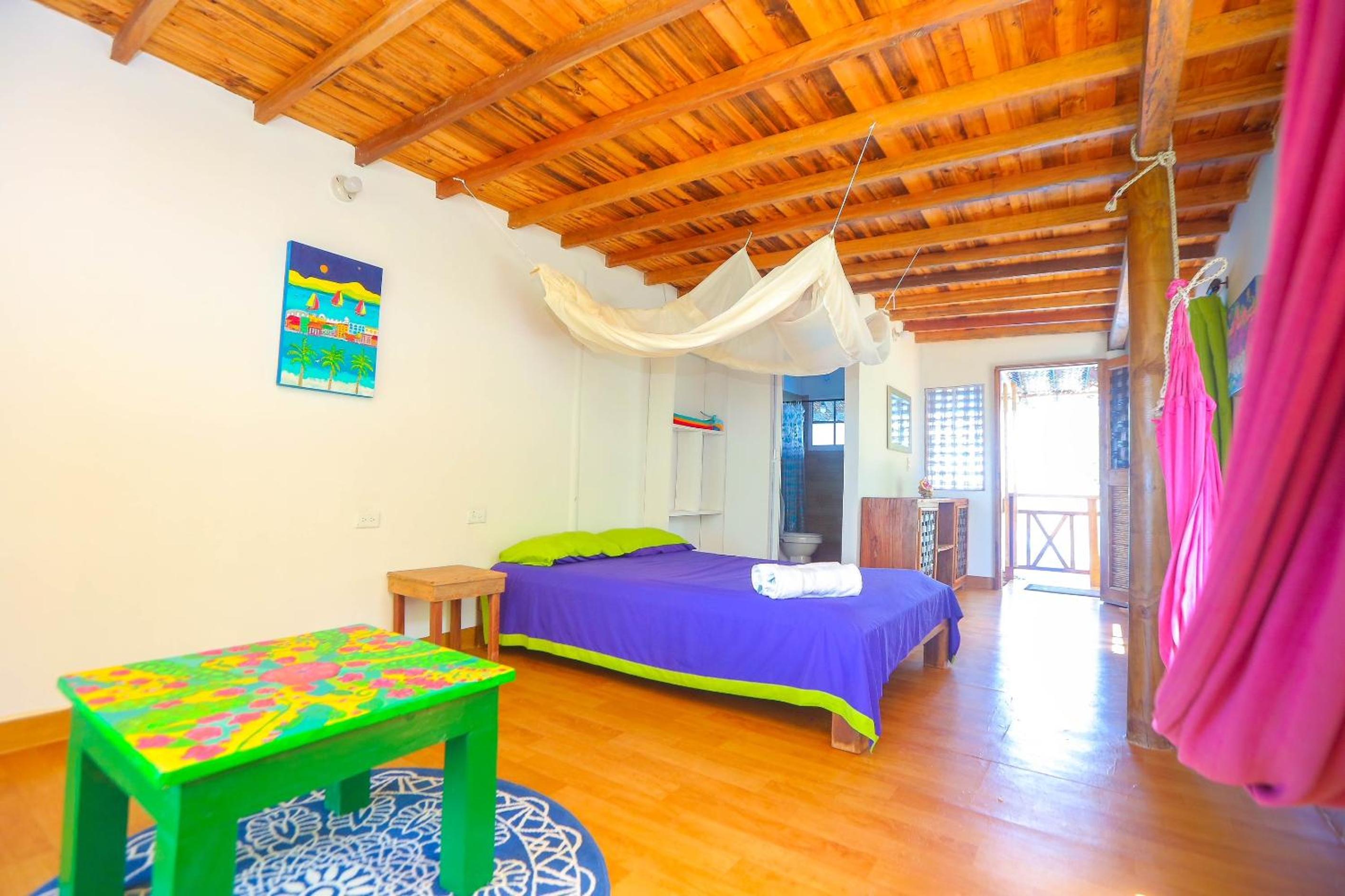 Deluxe Double Room with Balcony and Sea View photo 2