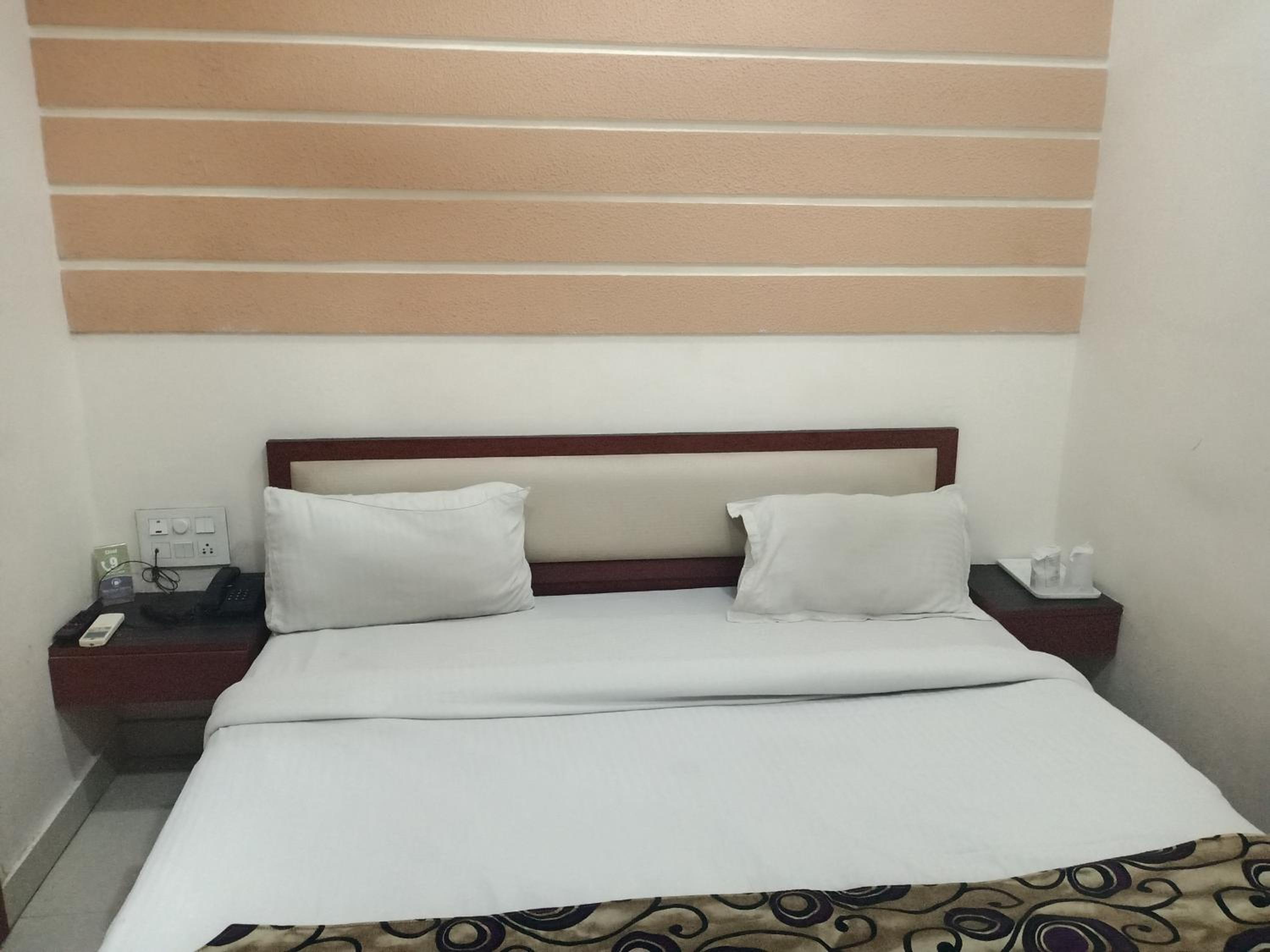 Standard Double Room photo 3