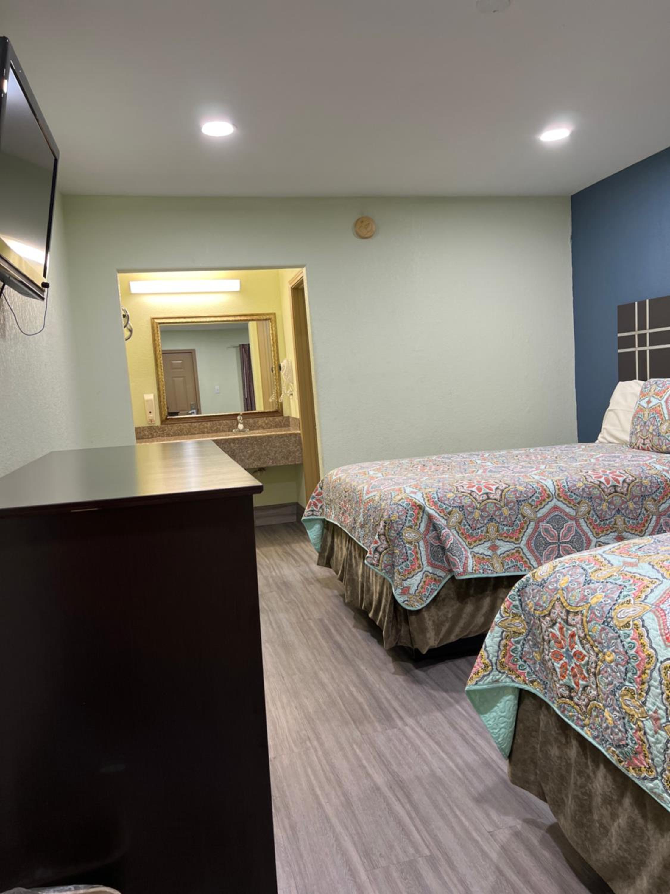 Double Room - Photo 4