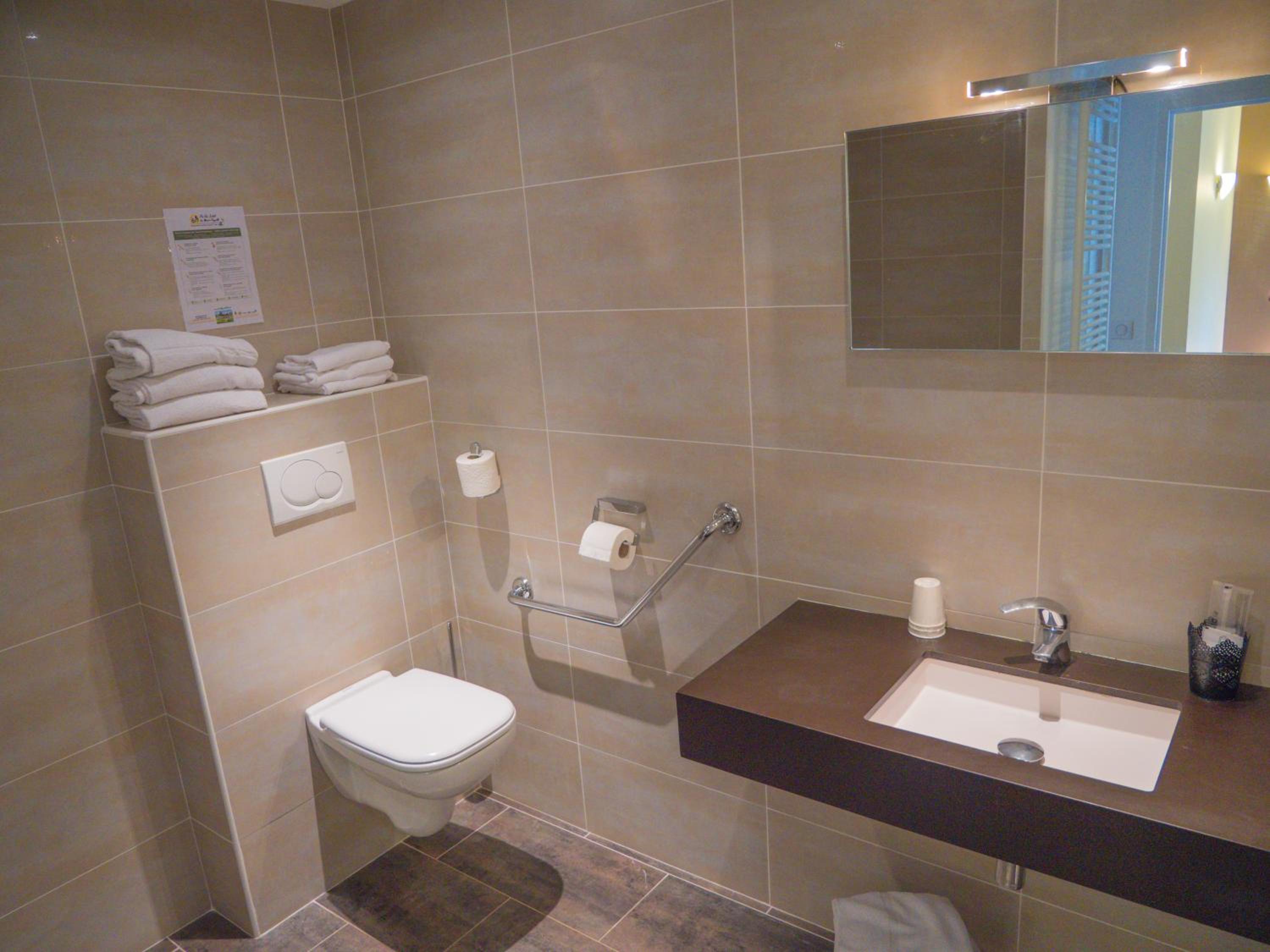 Quadruple Room - Photo 5