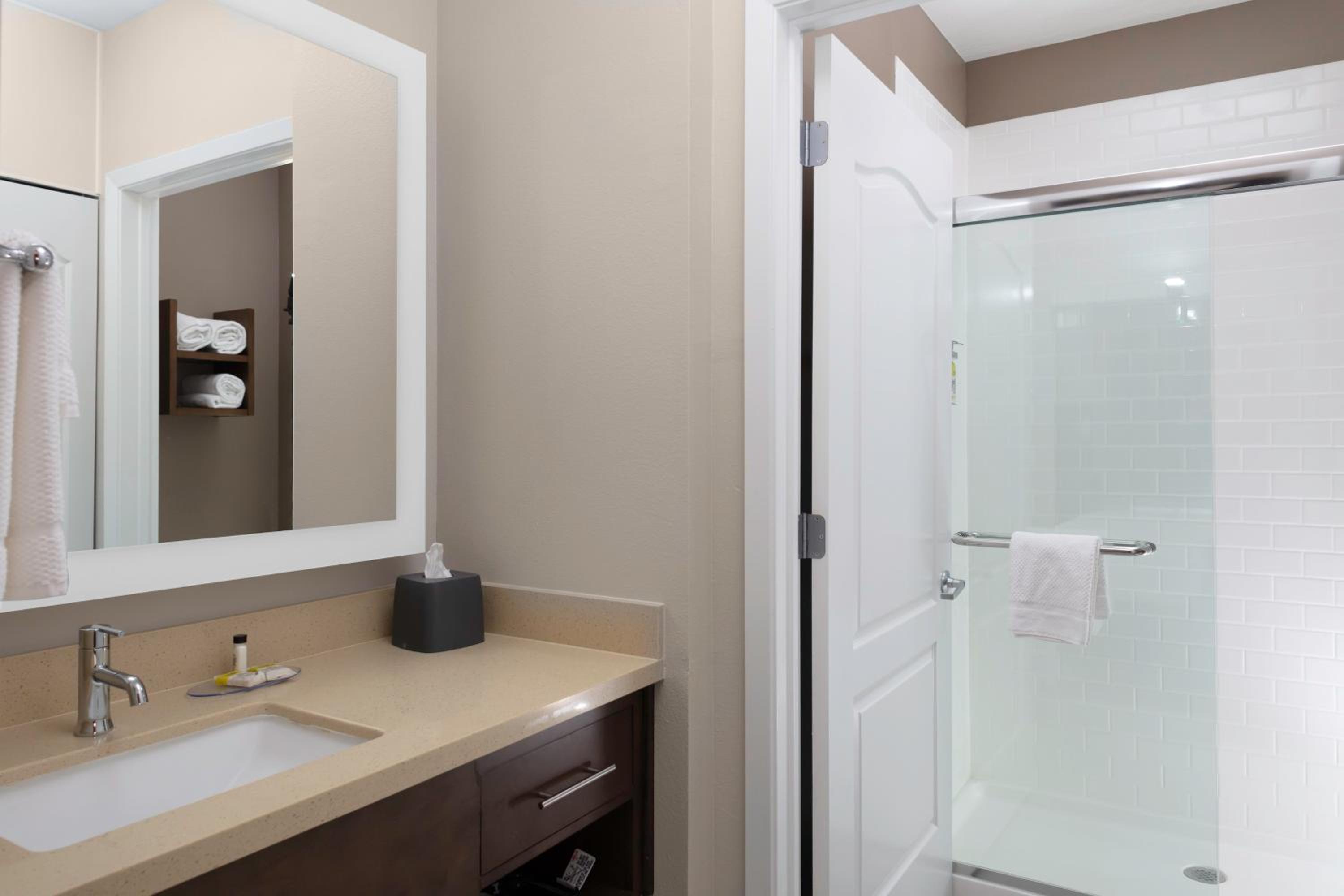 King Studio Suite - Photo 4