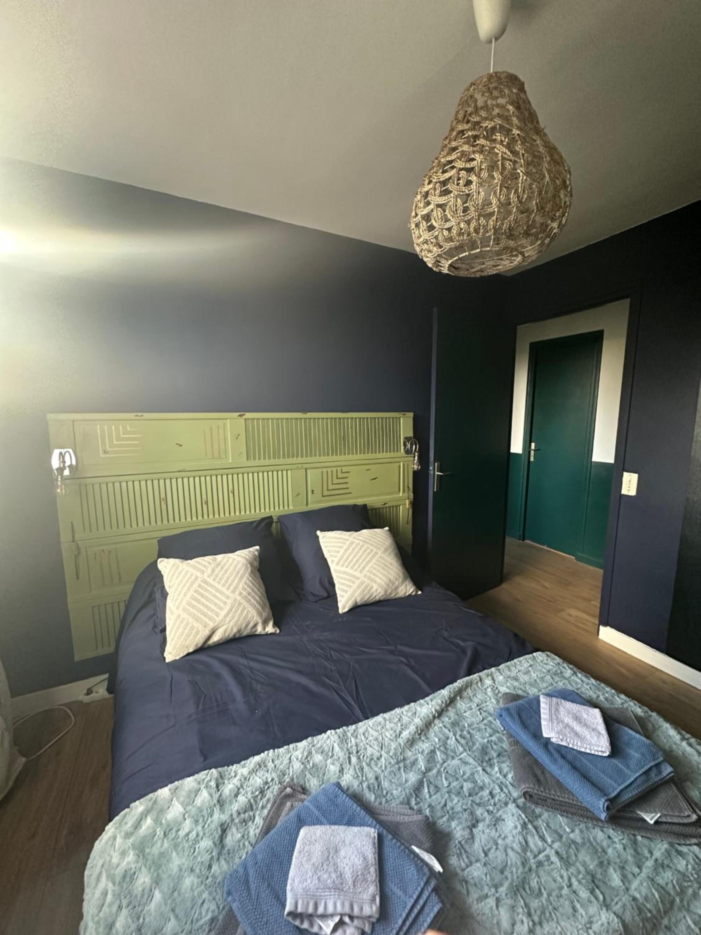 Standard Double Room - Photo 15