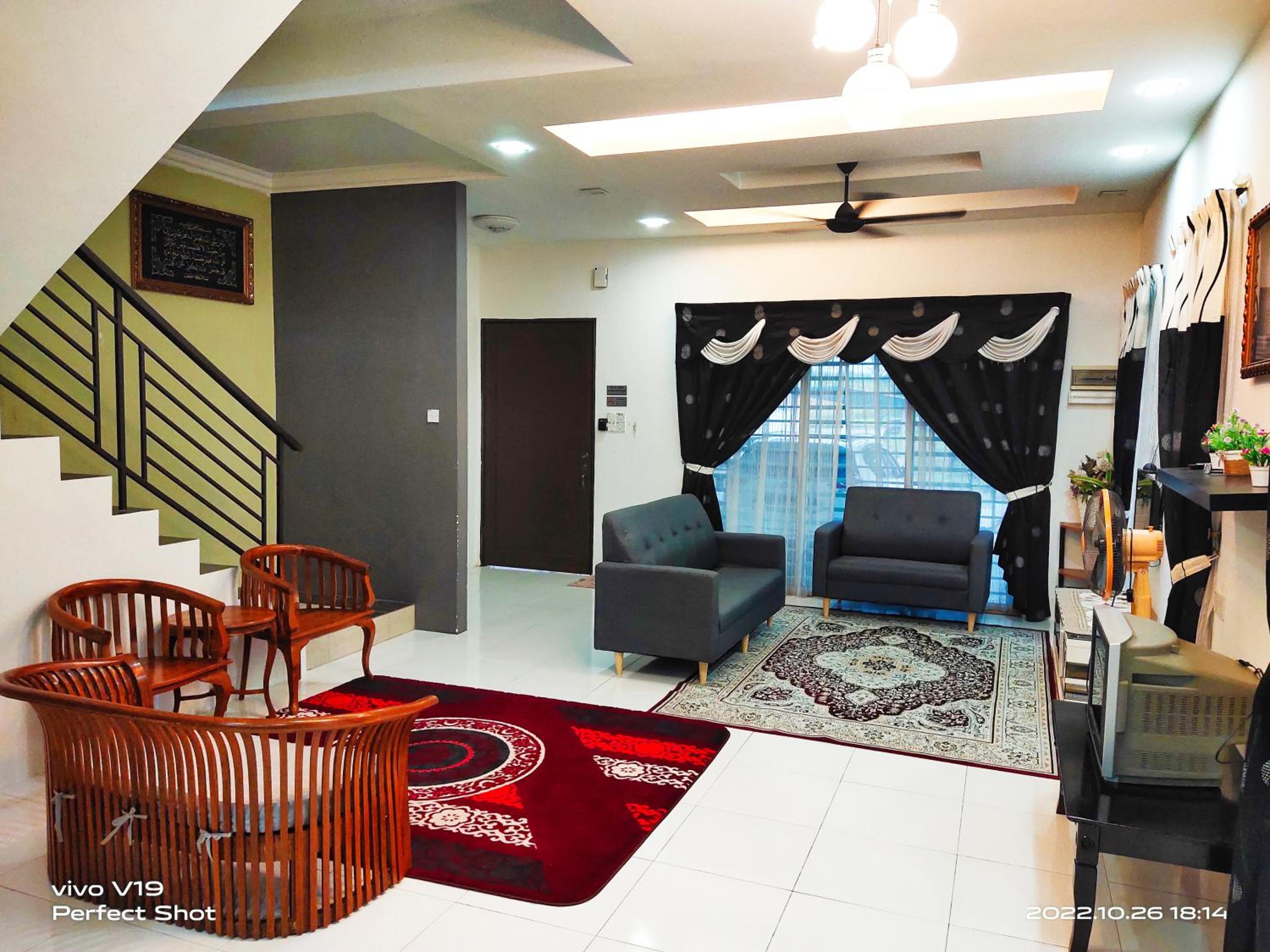 Four-Bedroom House photo 1
