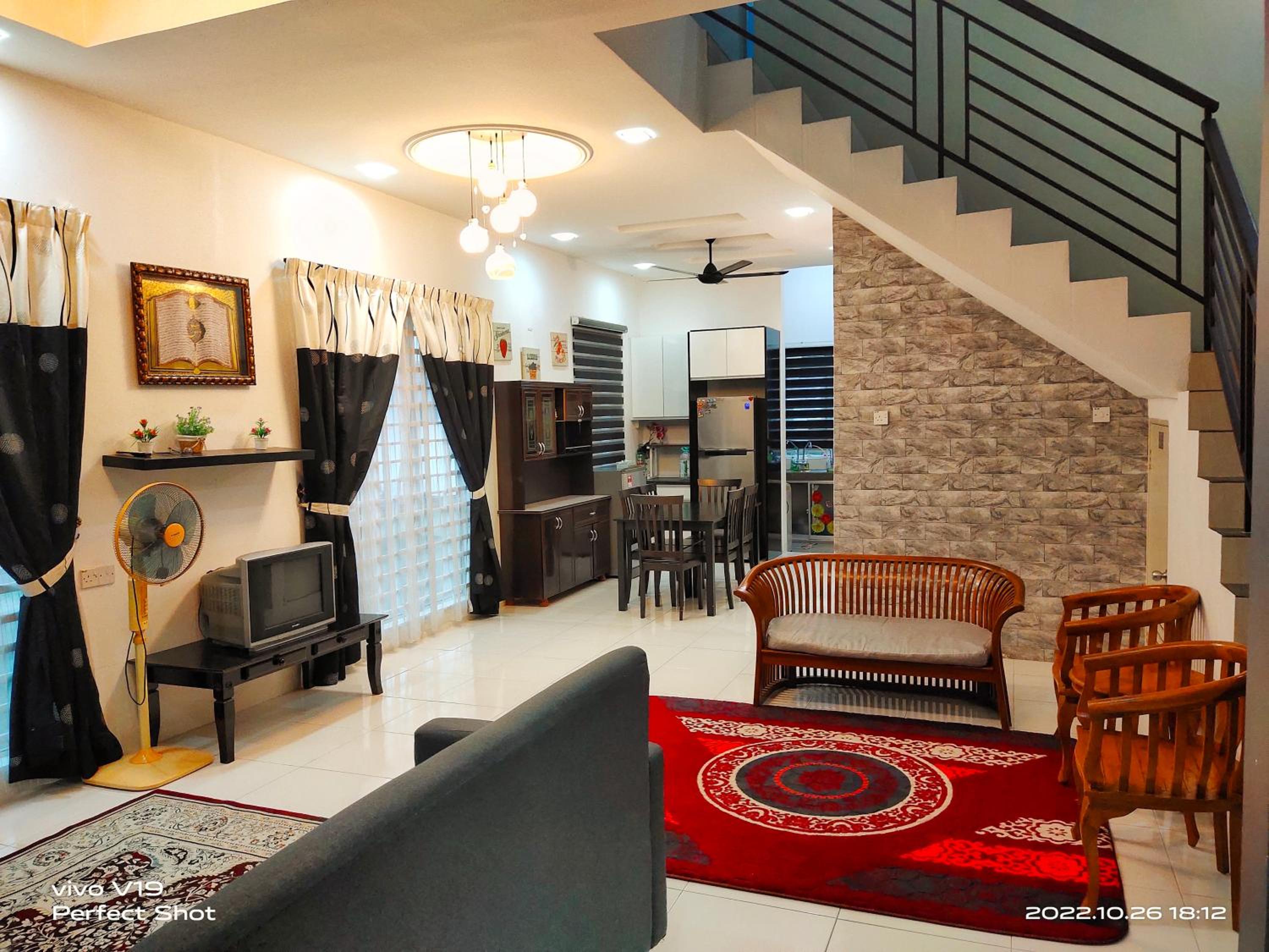 Four-Bedroom House photo 2