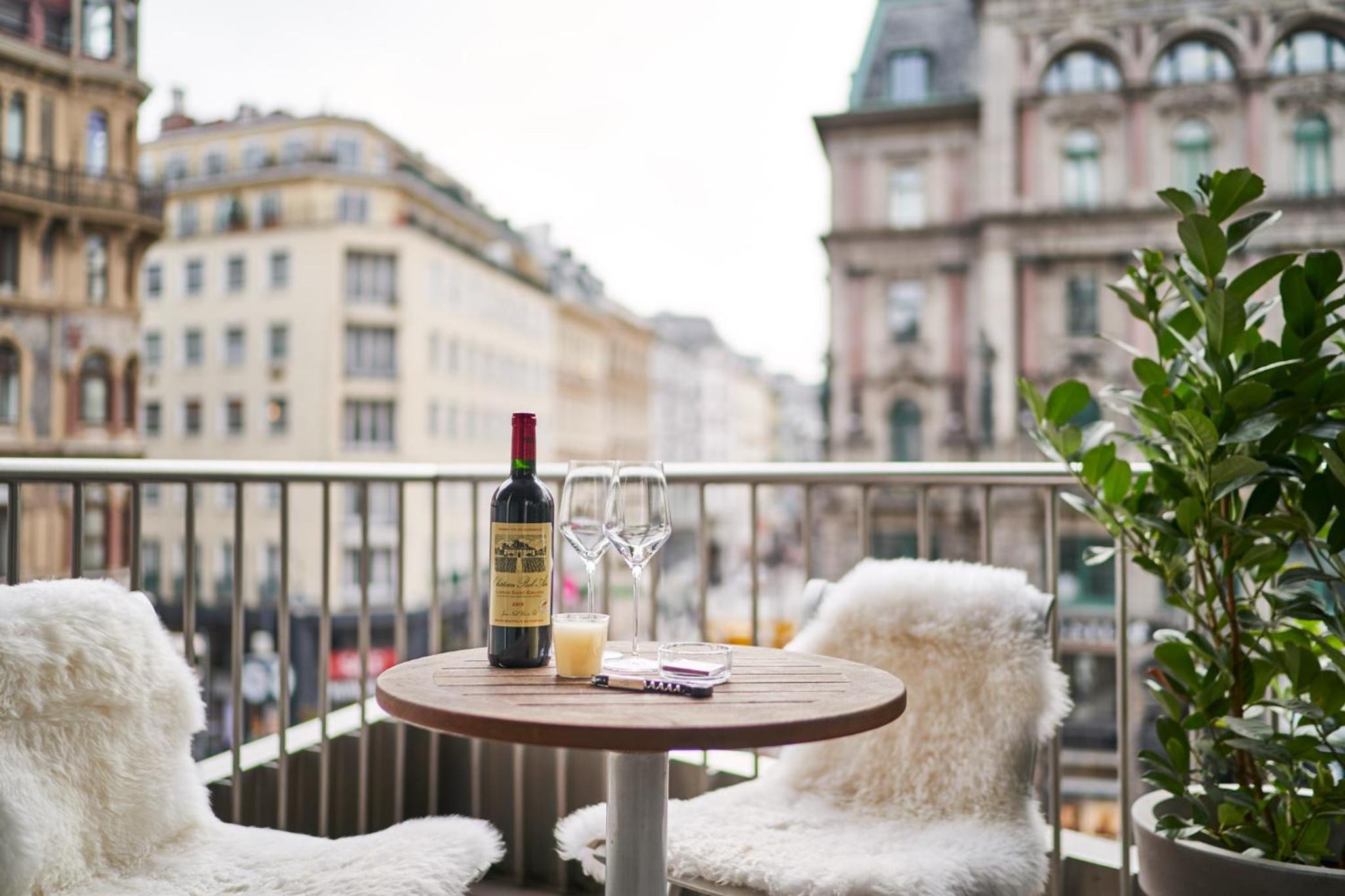 Junior Suite with Balcony