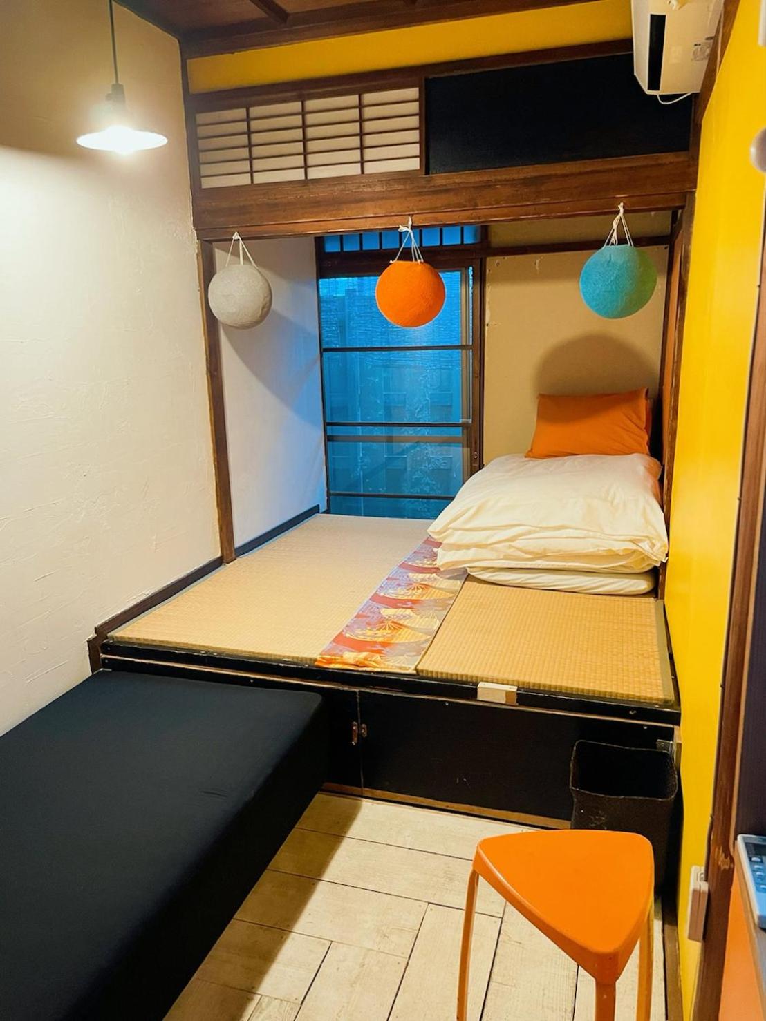 Triple Room with Shared Bathroom photo 2