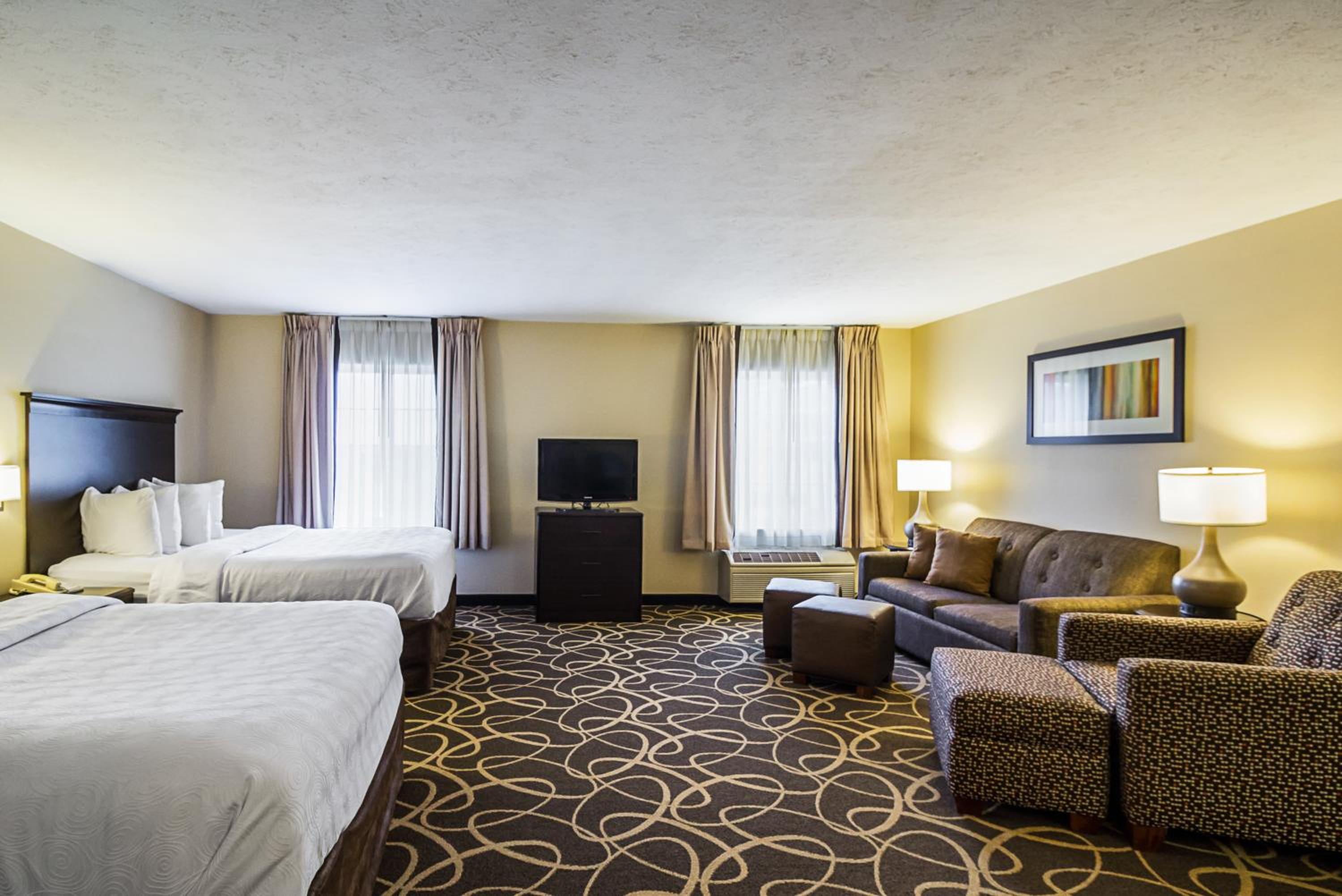 Suite with Two Queen Beds - Accessible/Non-Smoking - Photo 2