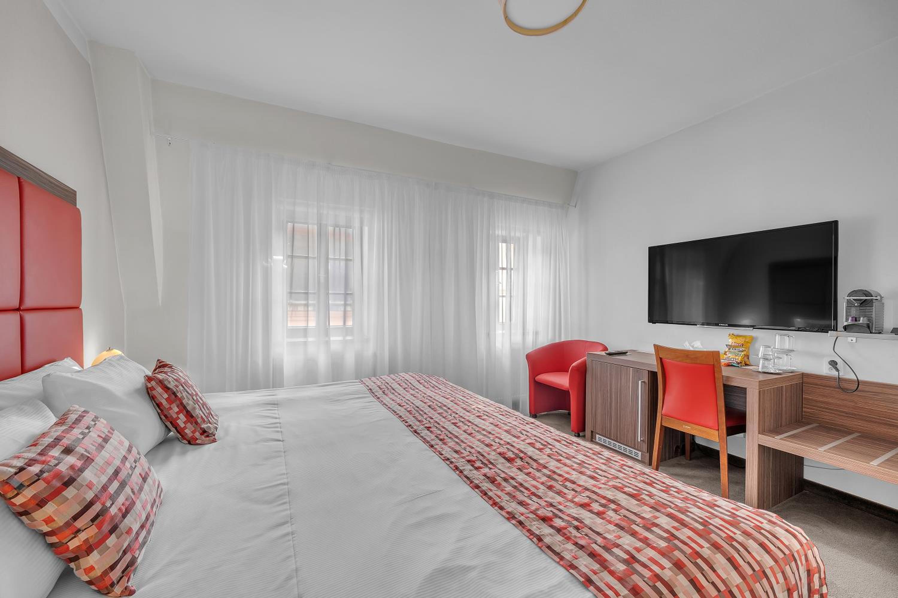 Deluxe Double Room photo 2