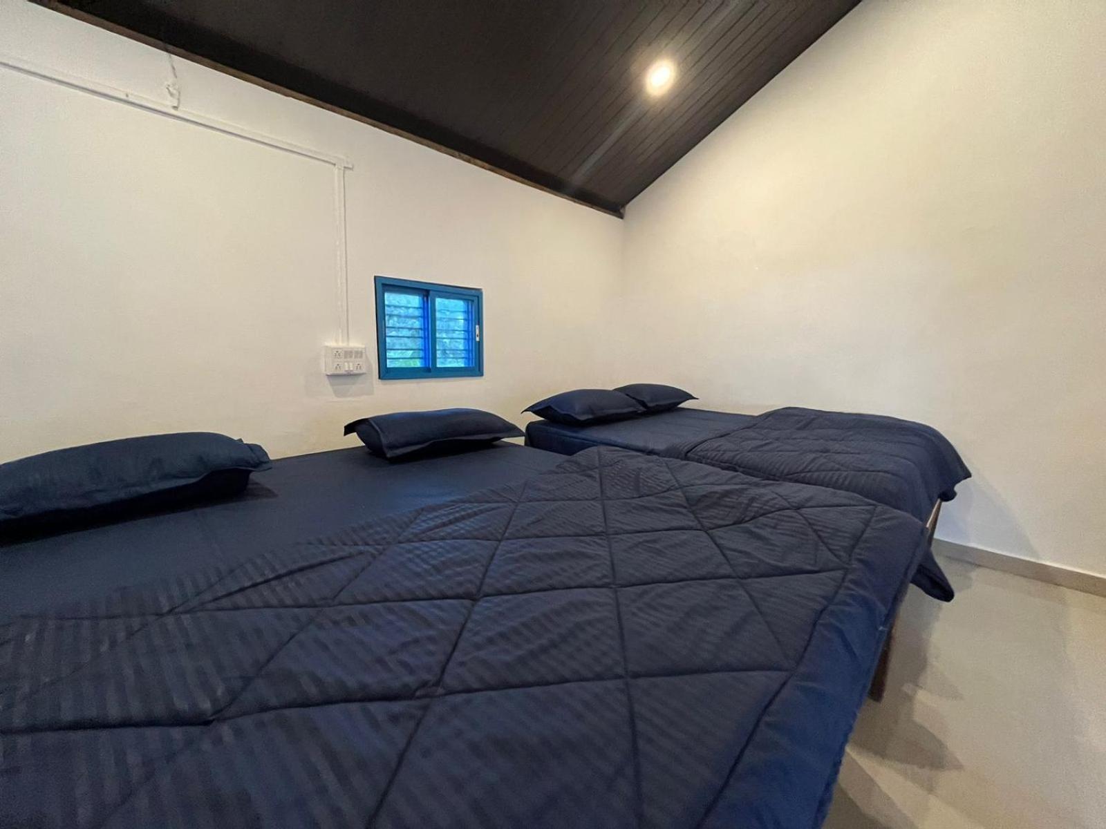 Quadruple Room - Photo 3