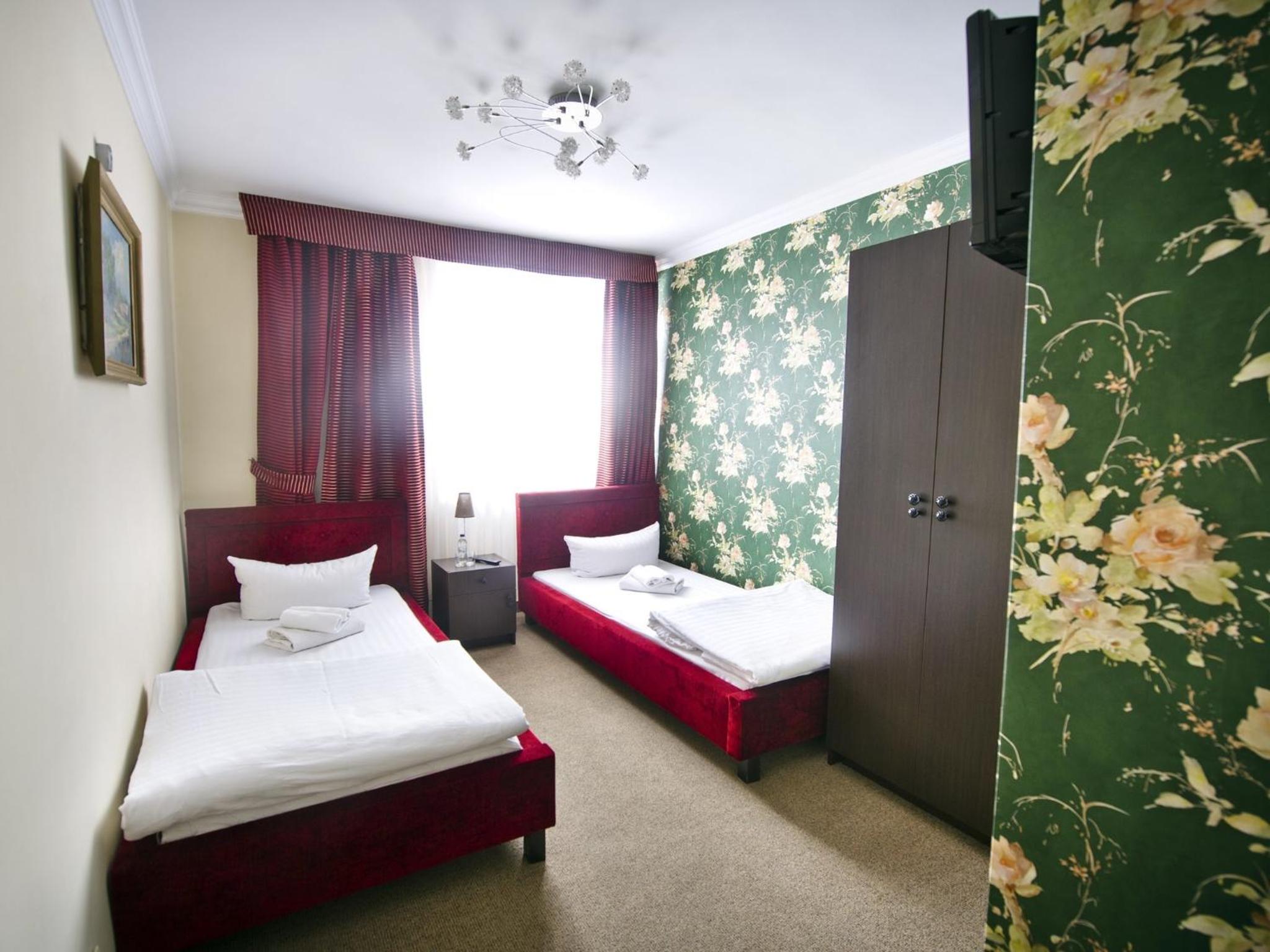 Twin Room with Private Bathroom