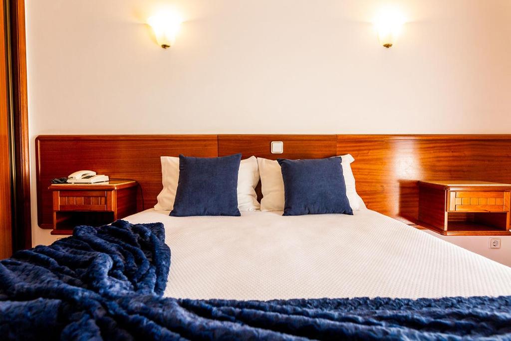Double Room - Photo 9