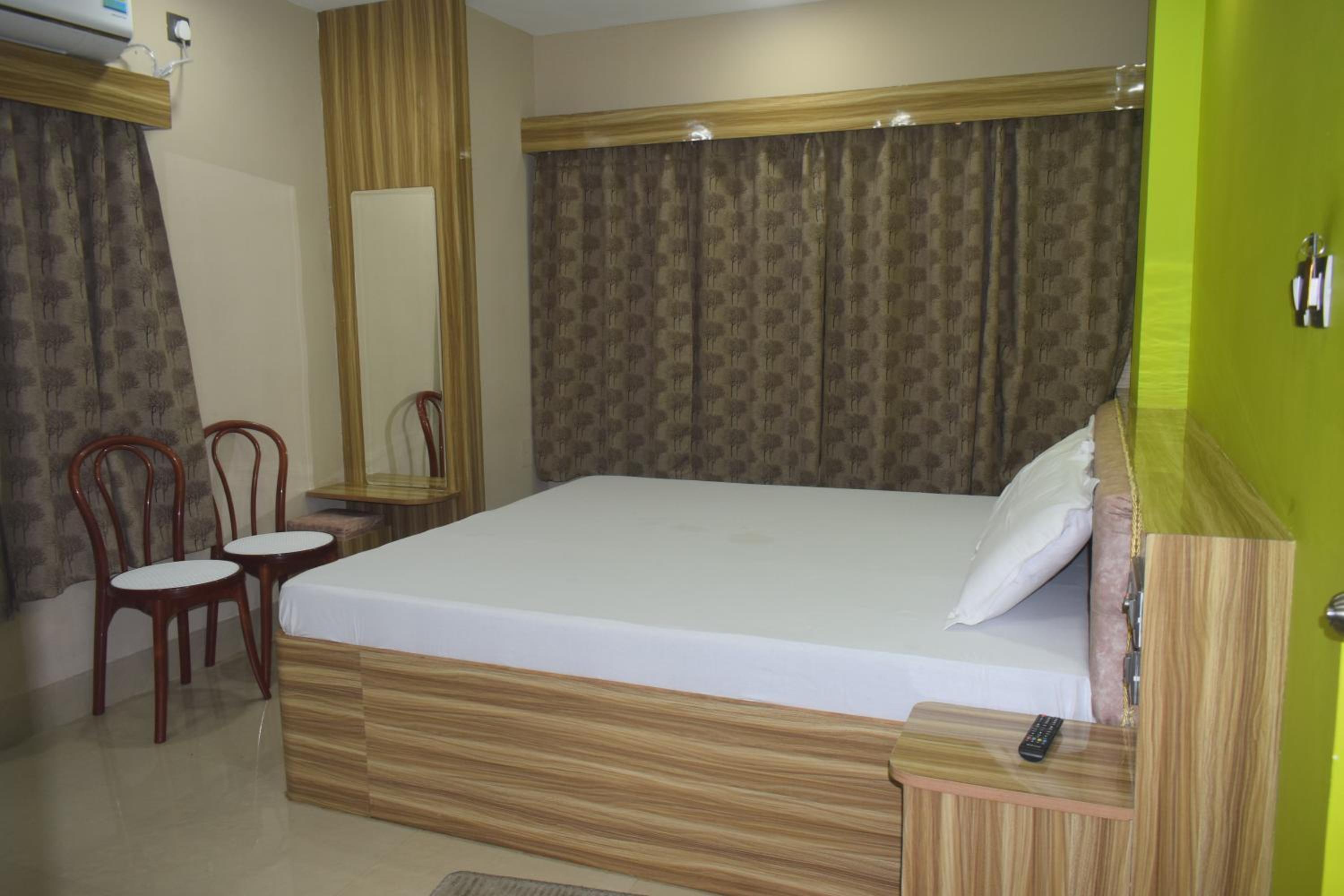Deluxe Double or Twin Room - Photo 3