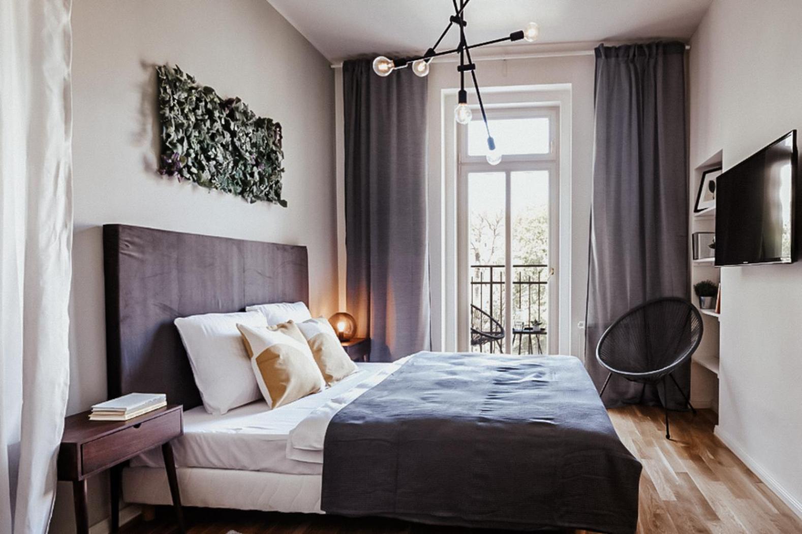 Studio with Balcony