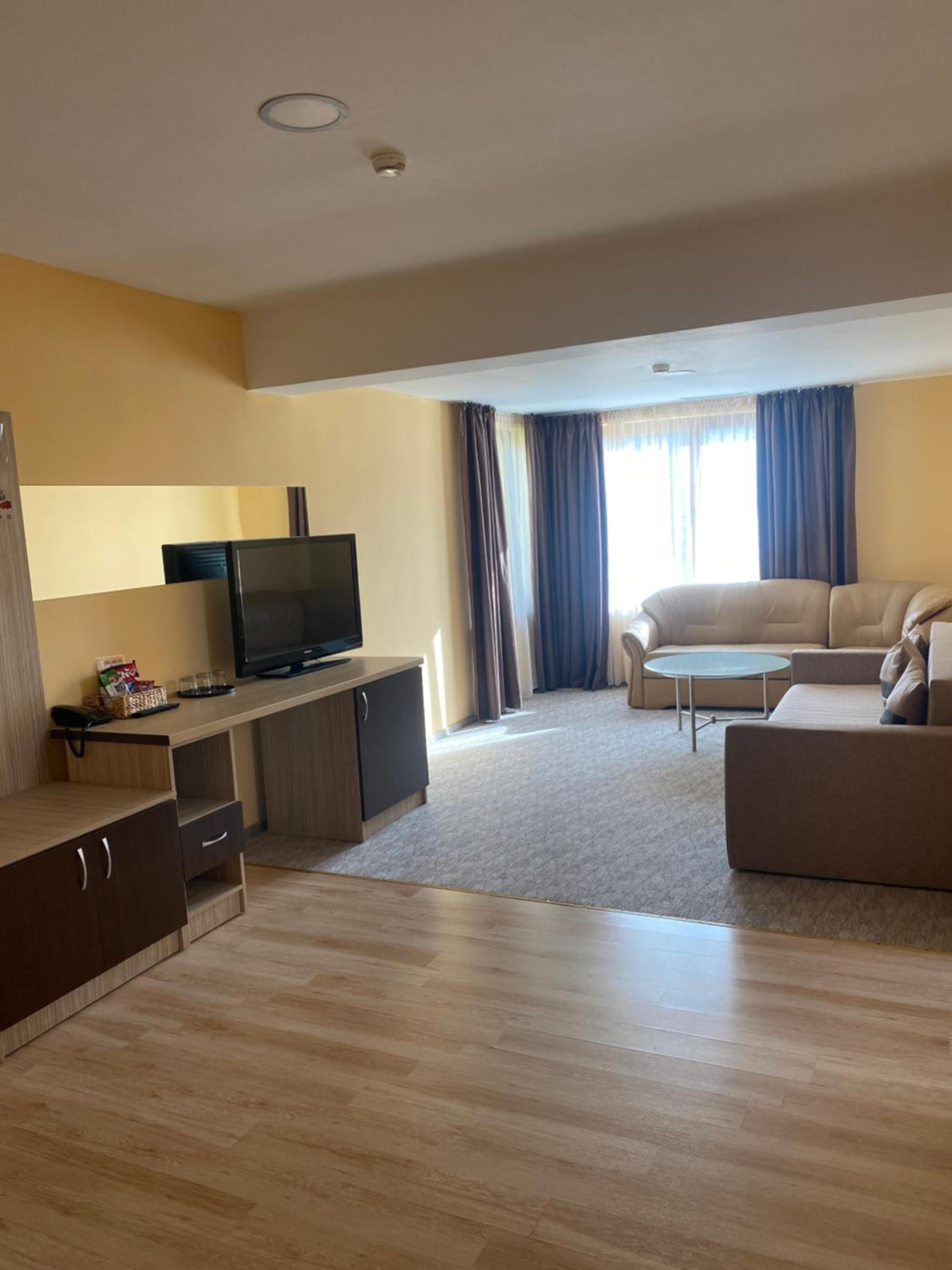 One-Bedroom Suite