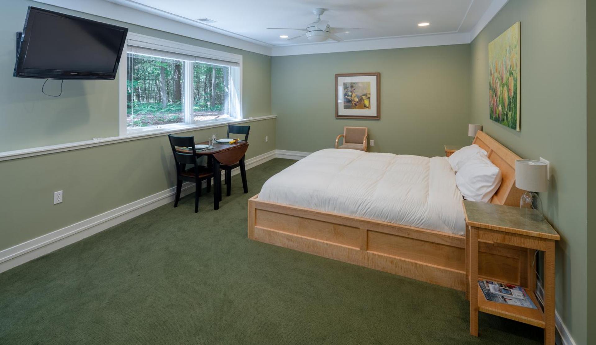Deluxe Suite with Spa Bath - Garden Suite photo 3