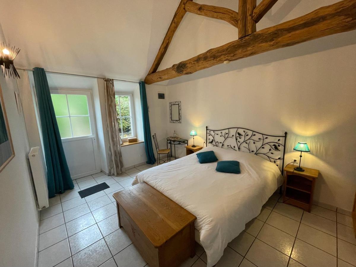 Deluxe Room (2 Adults + 1 Child) photo 3