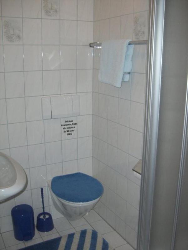 Single Room photo 2