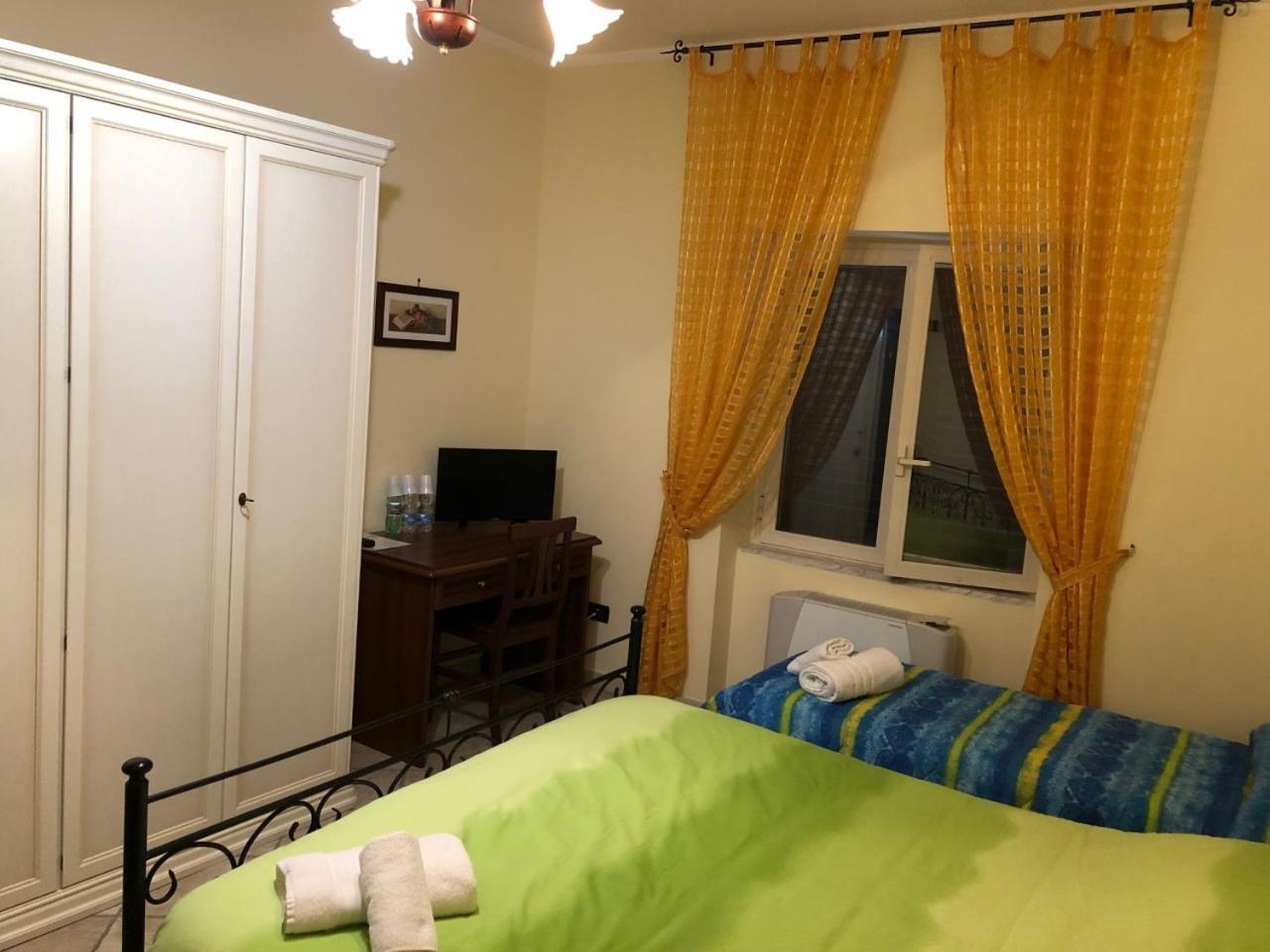 Quadruple Room - Photo 8