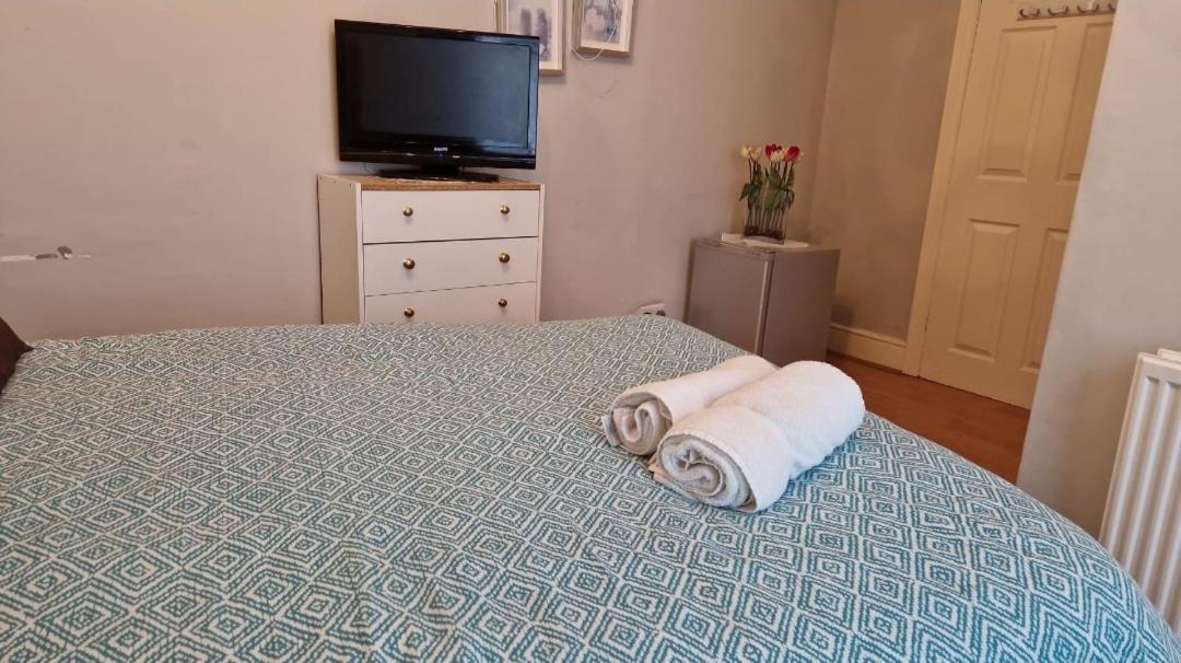 Deluxe King Room - Photo 2