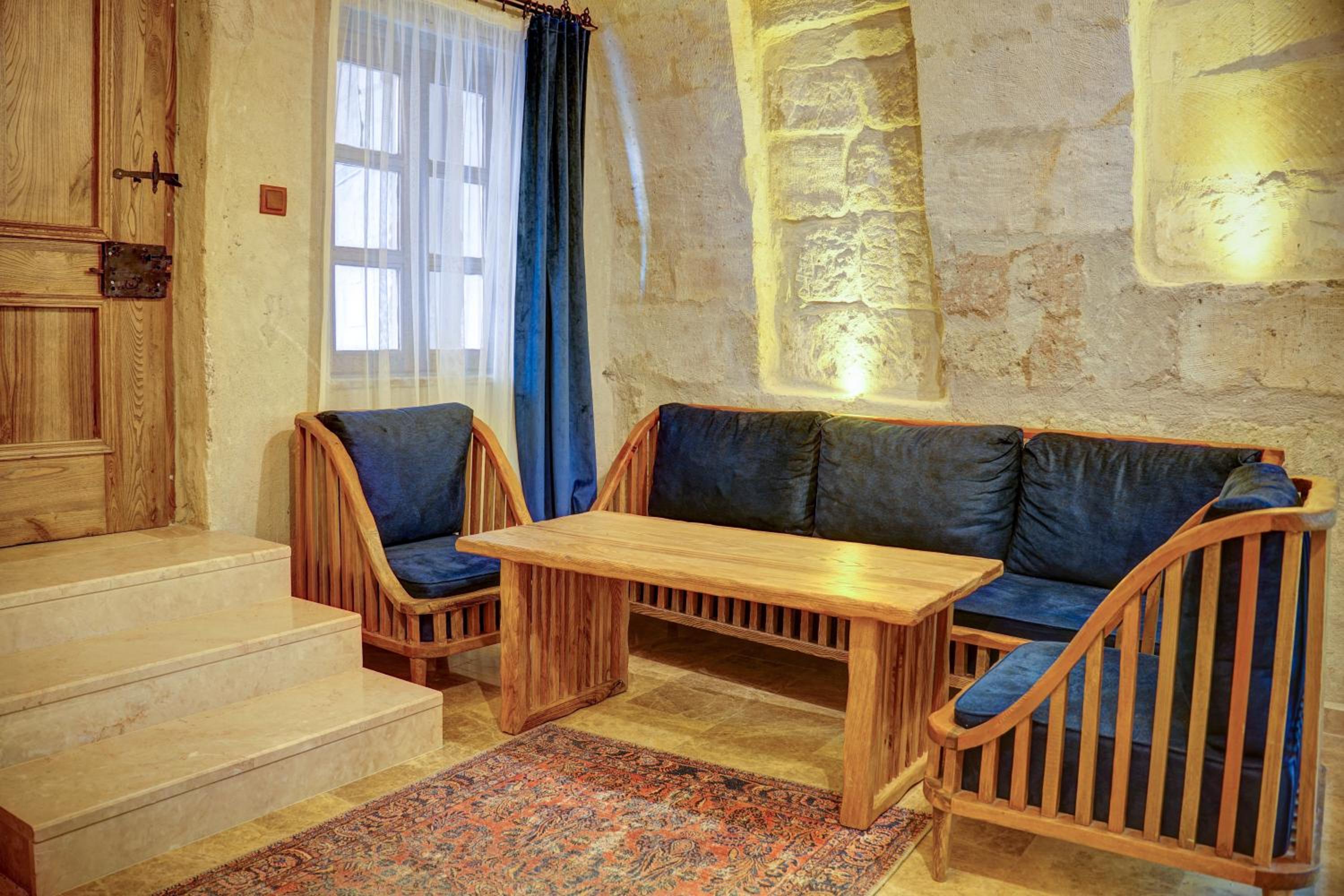 Suite with Private Pool - Photo 6
