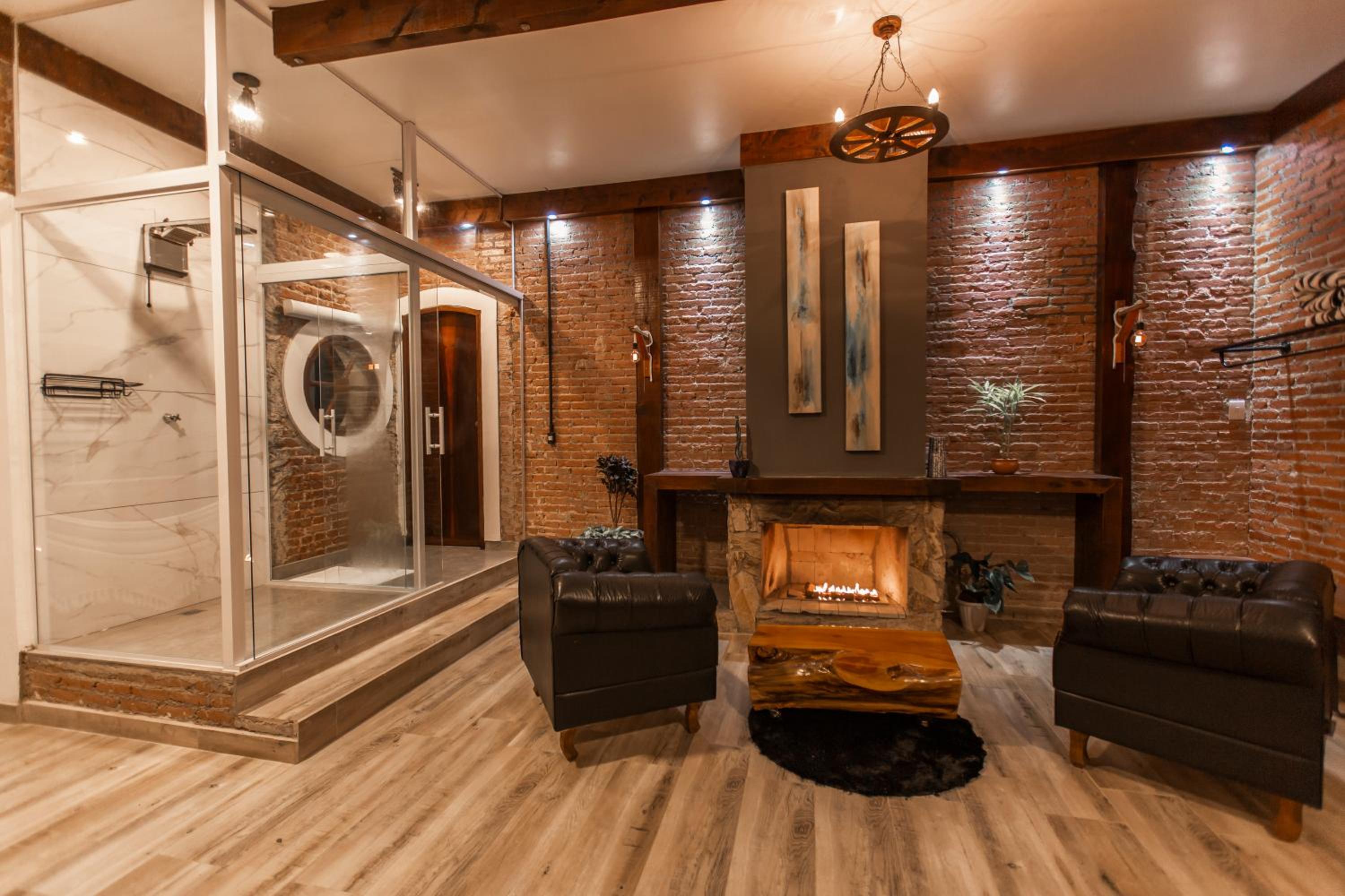 Superior Chalet photo 3