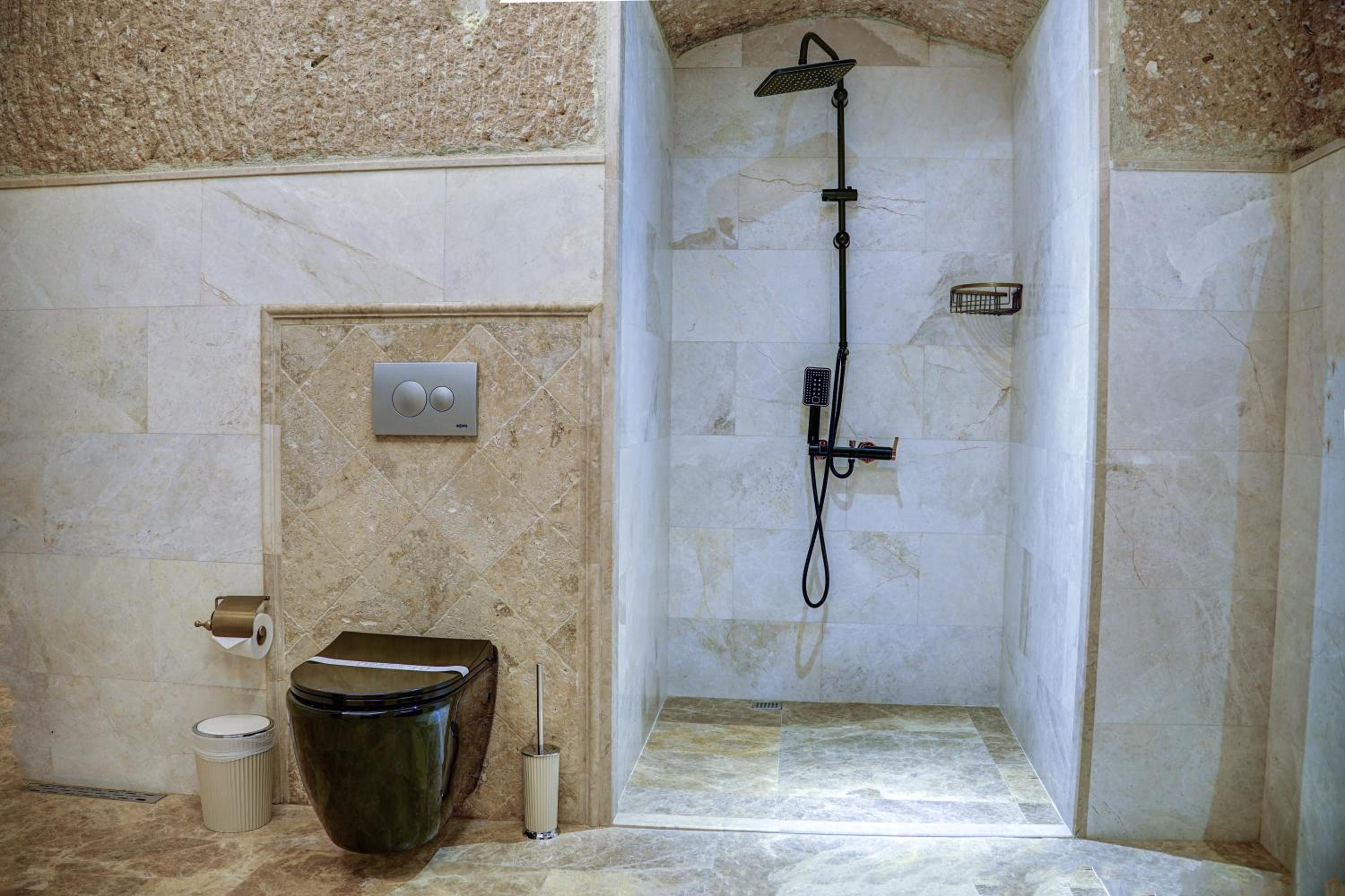 Junior Suite with Private Pool - Photo 15