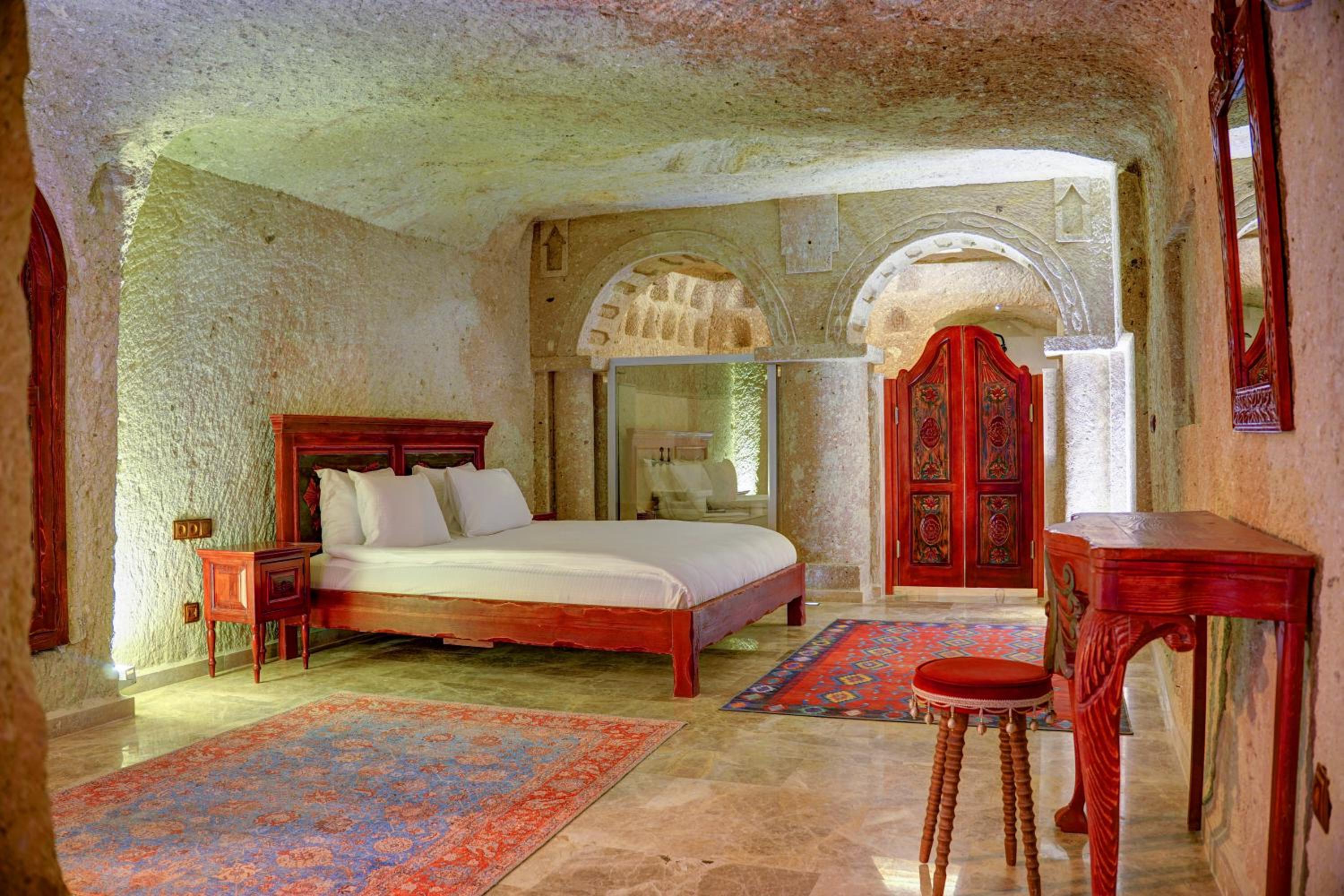 Junior Suite with Private Pool - Photo 2