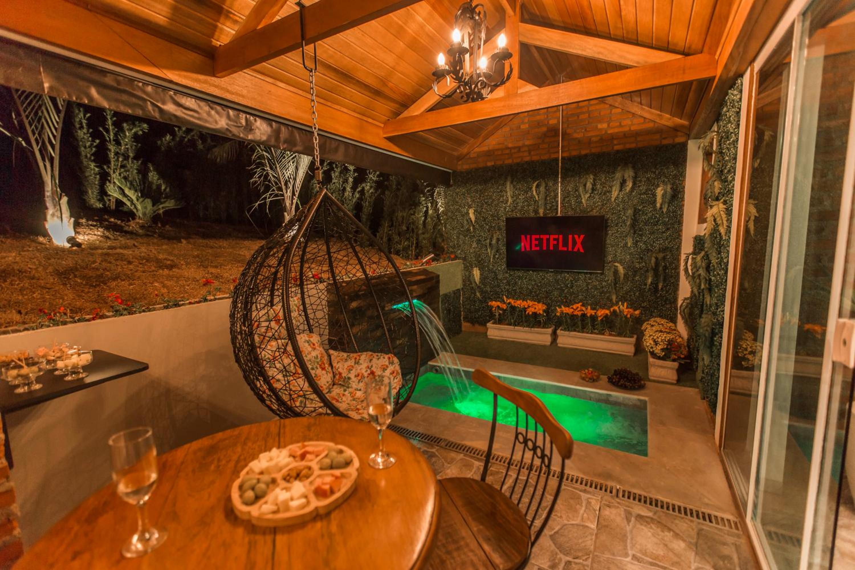 Suite with Private Pool photo 1