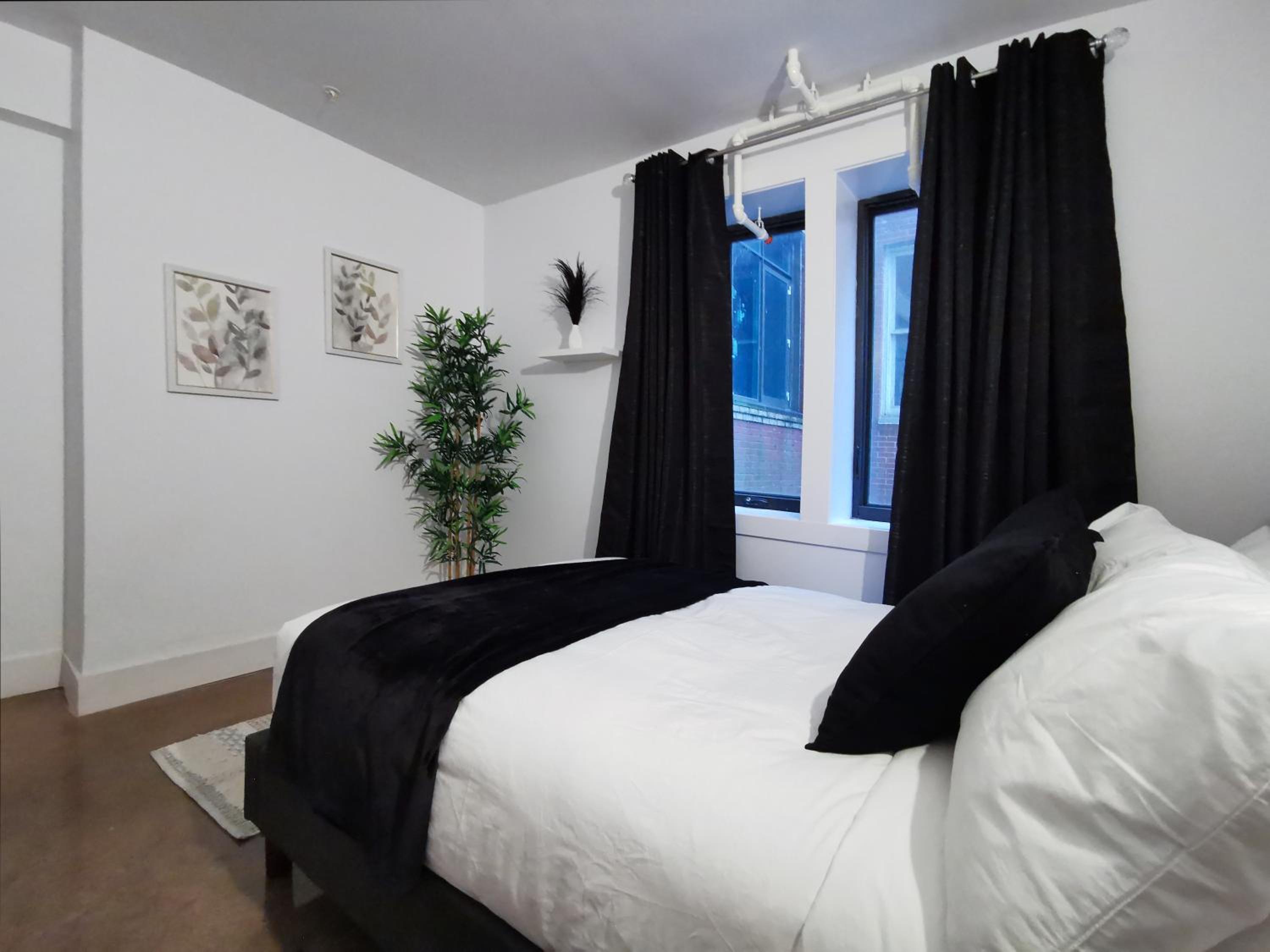 Two-Bedroom Suite - Photo 1